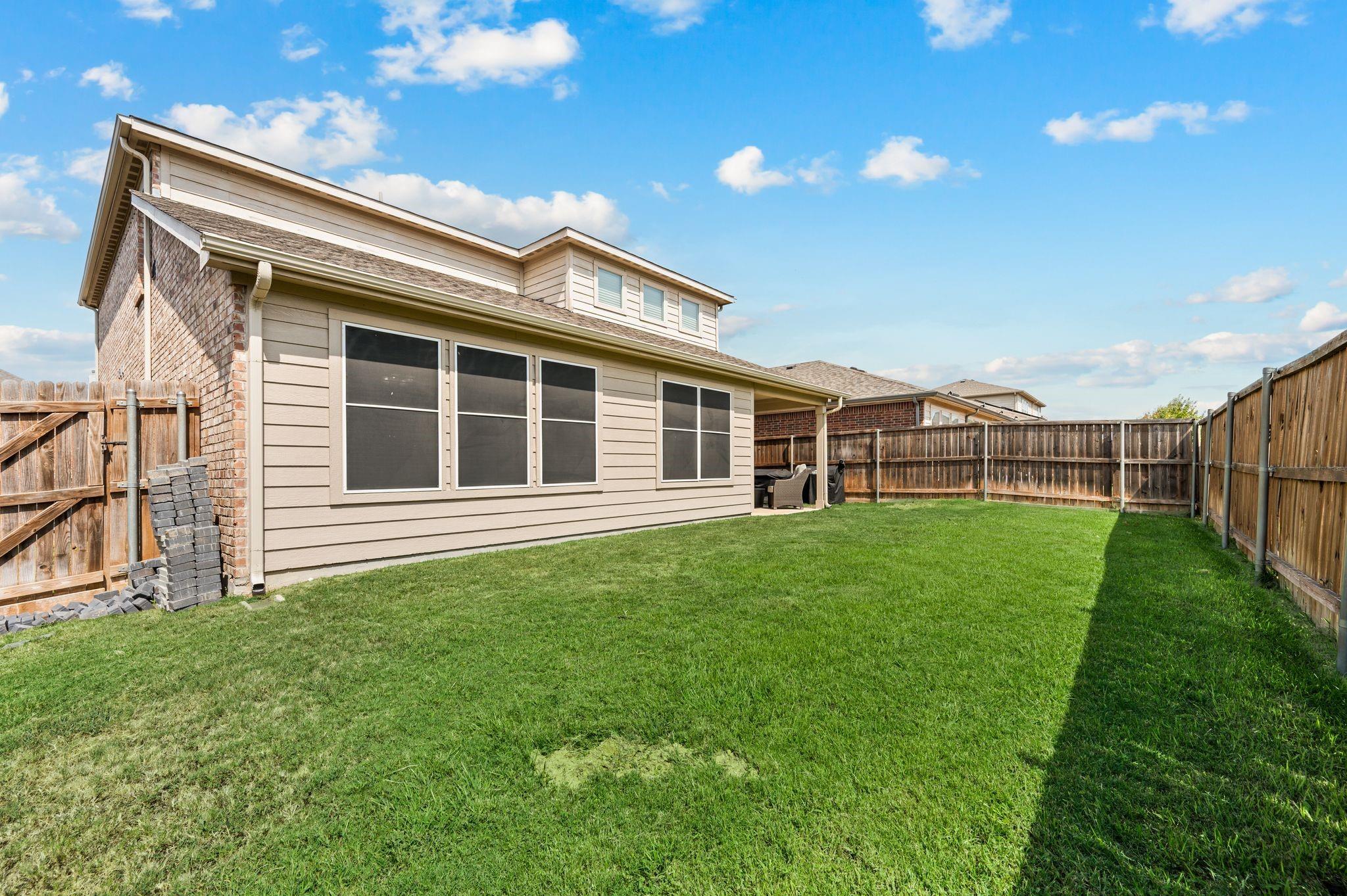 main property photo 32