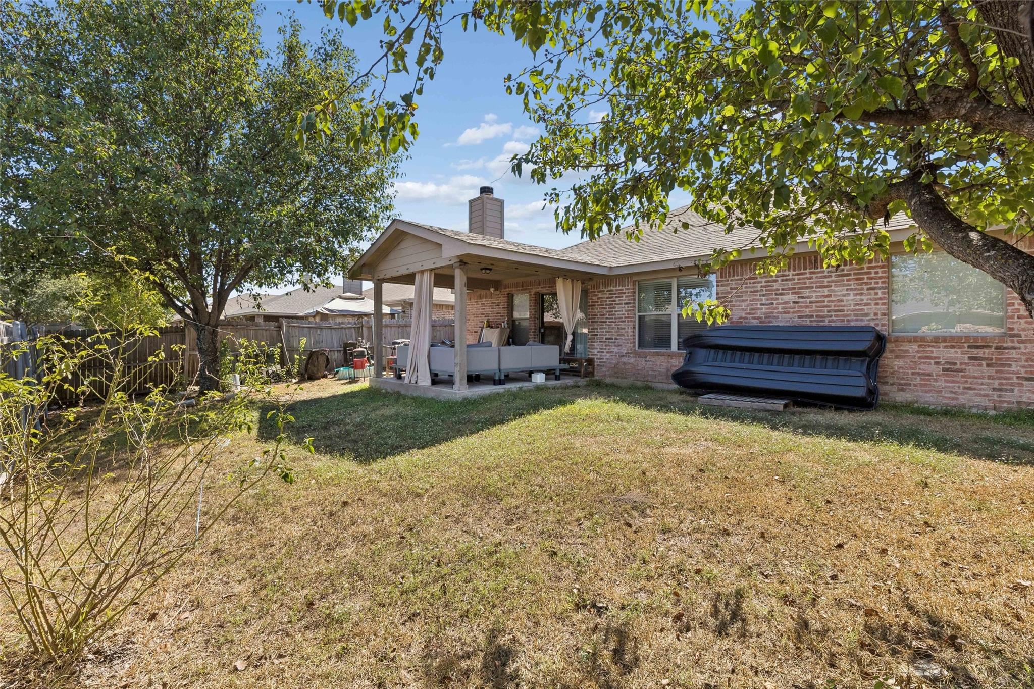 main property photo 23