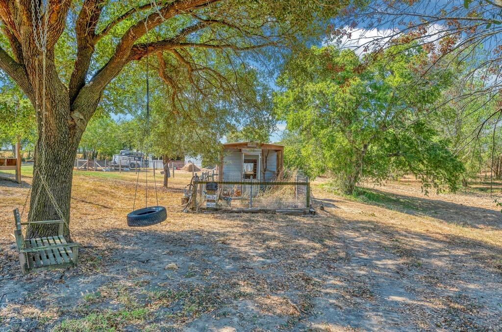 main property photo 26