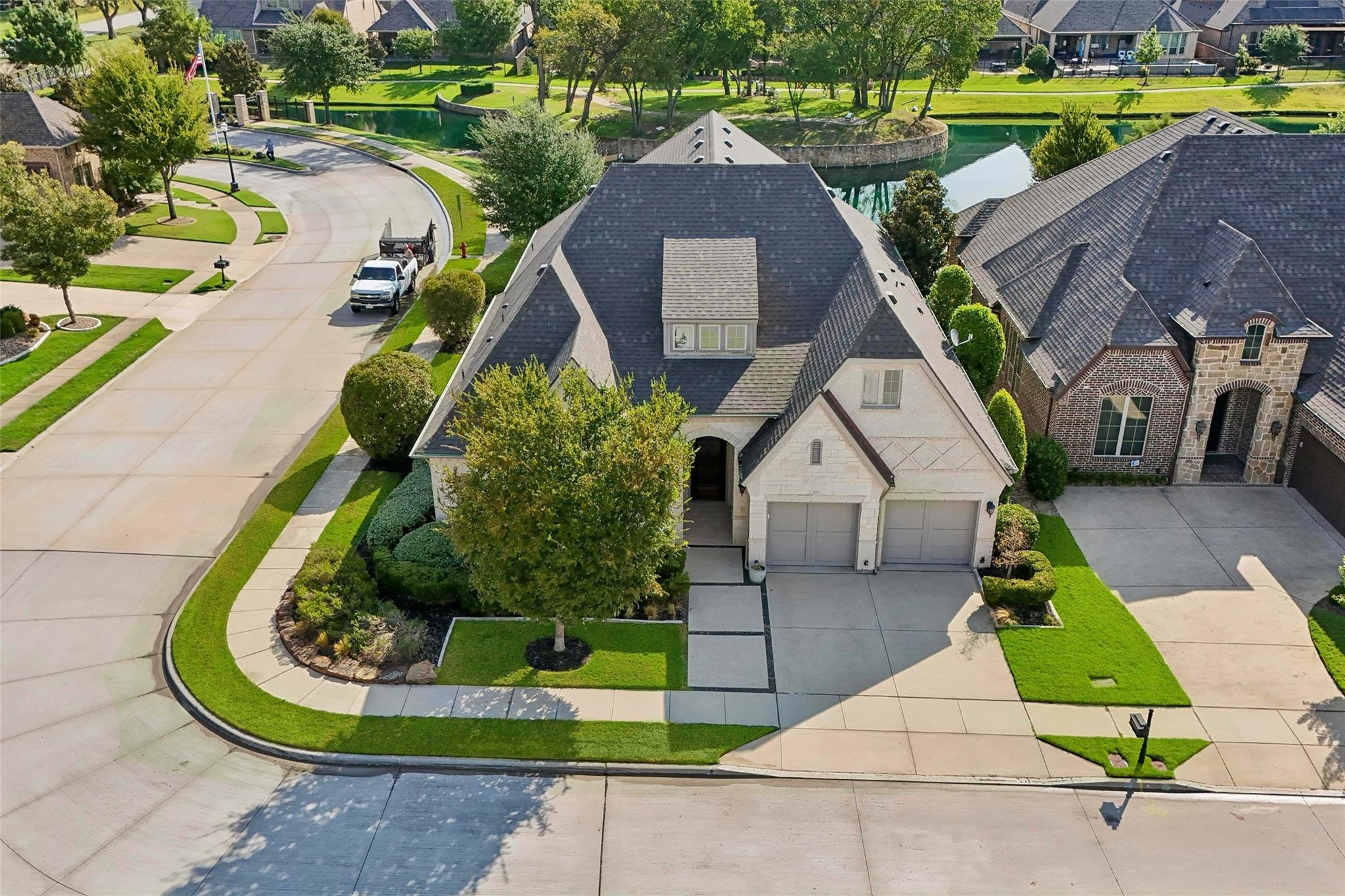main property photo 0
