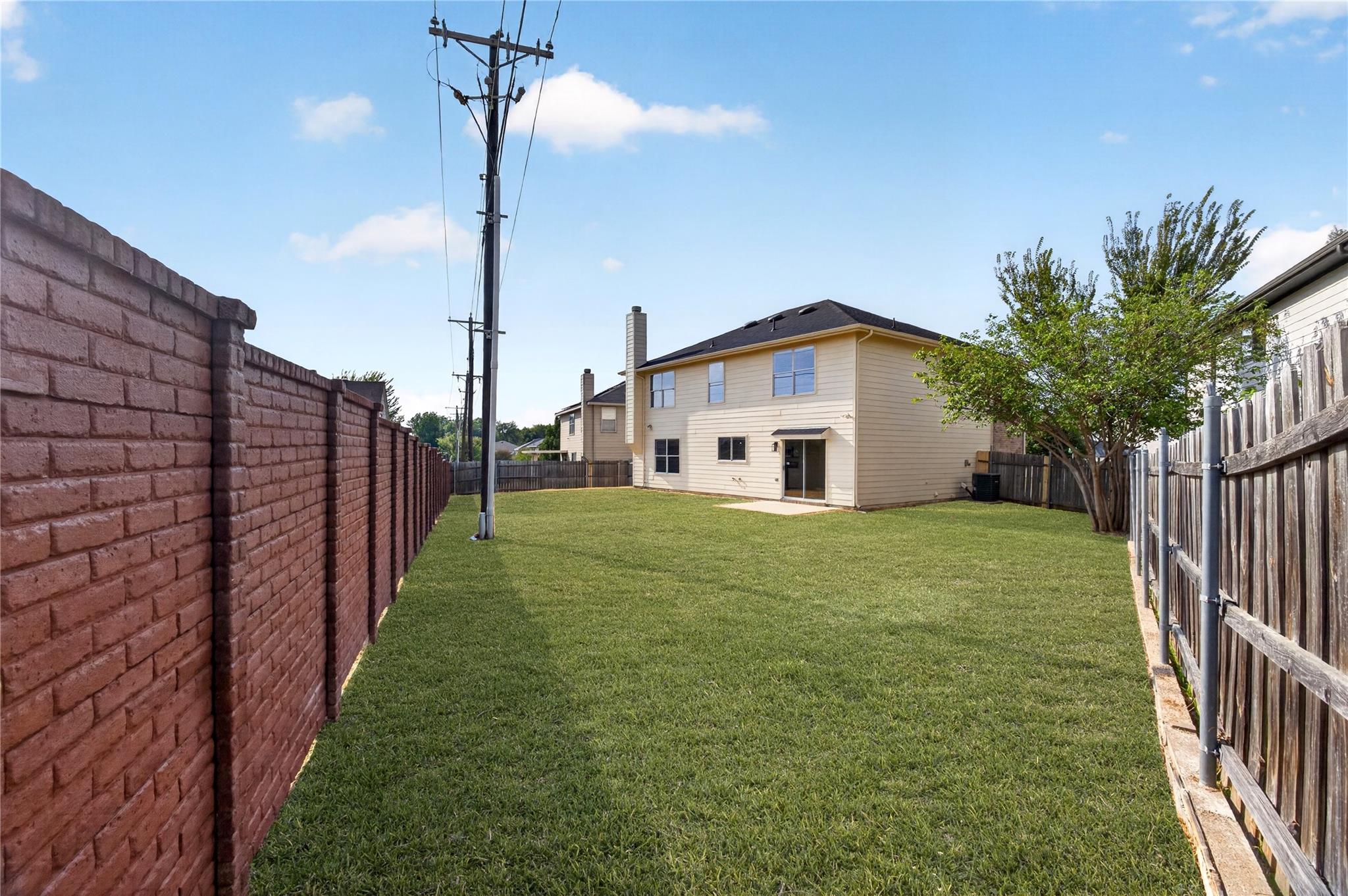 main property photo 38