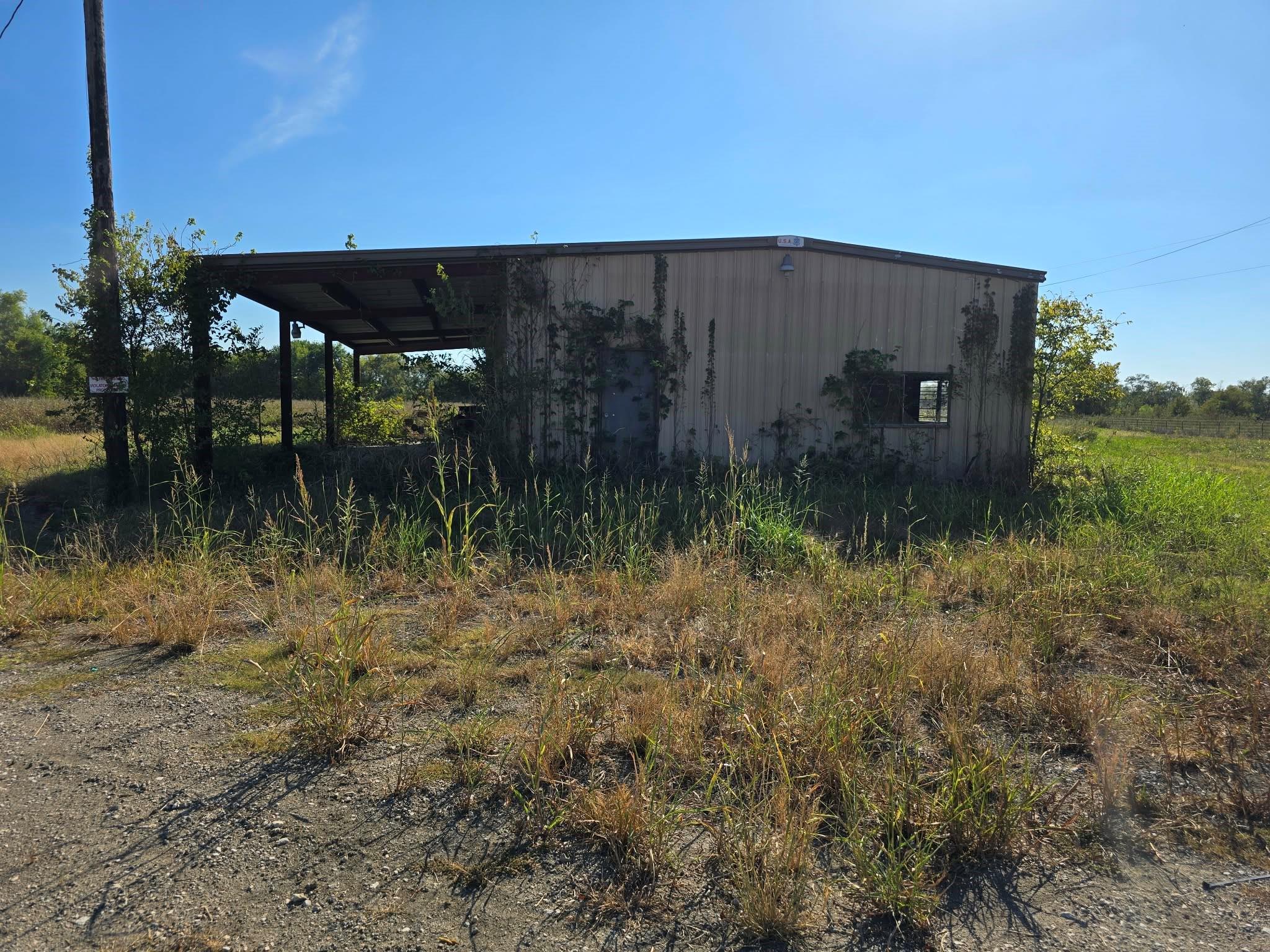 main property photo 18