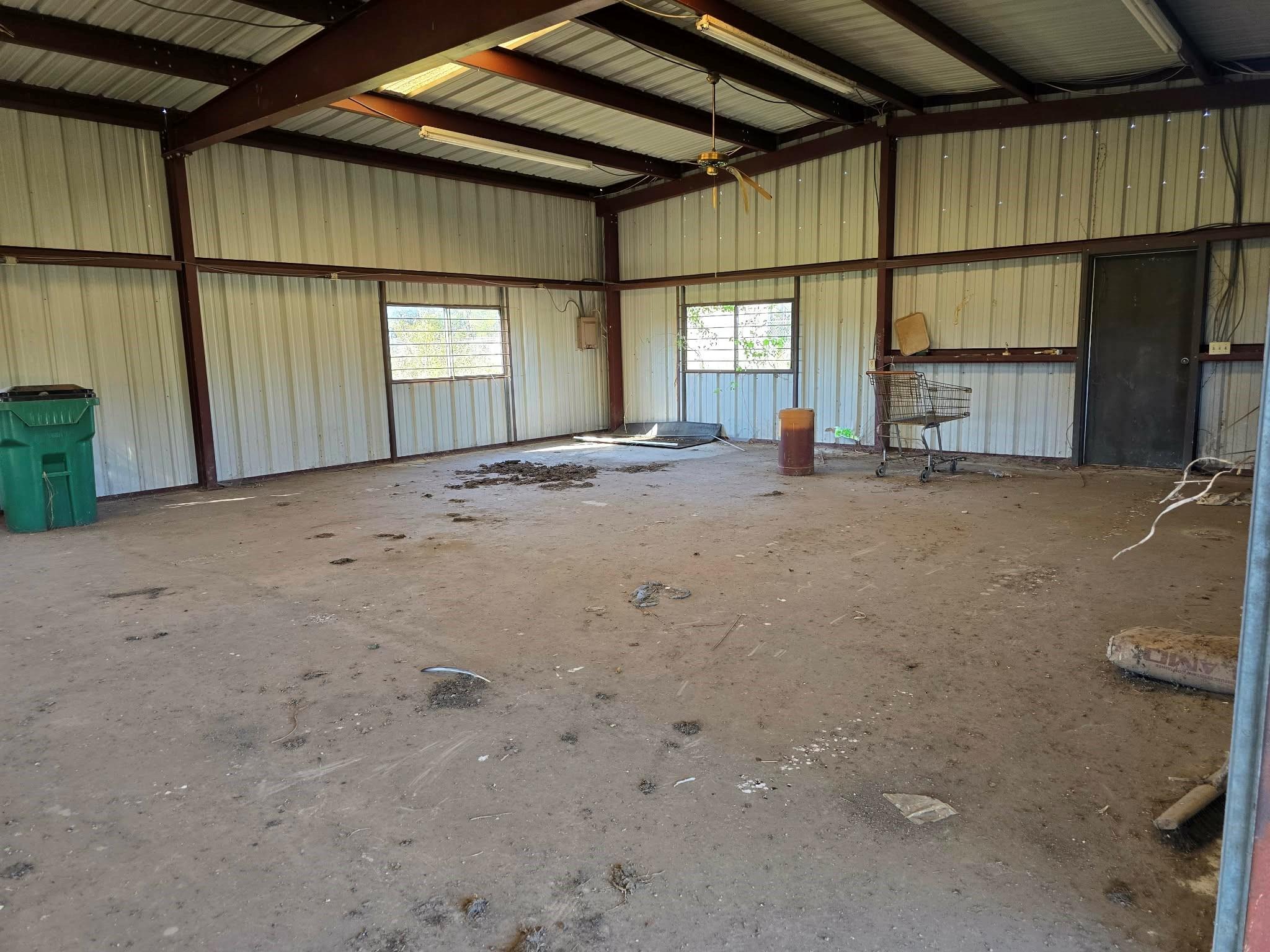 main property photo 23