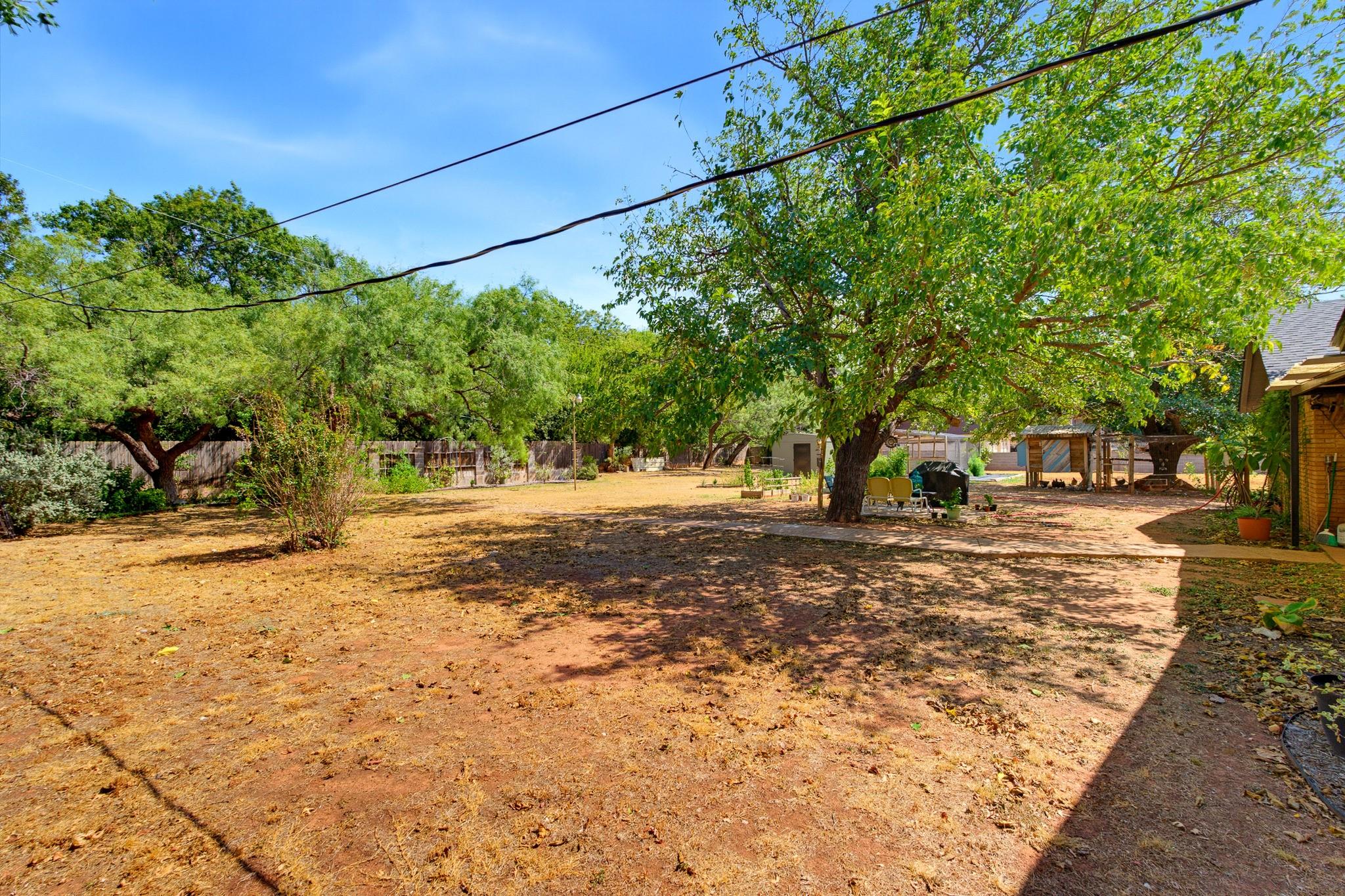 main property photo 35