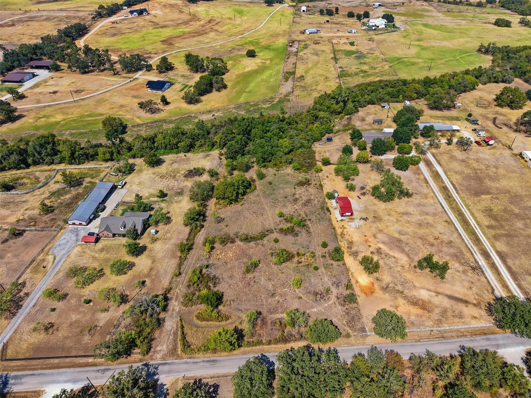 main property photo 17