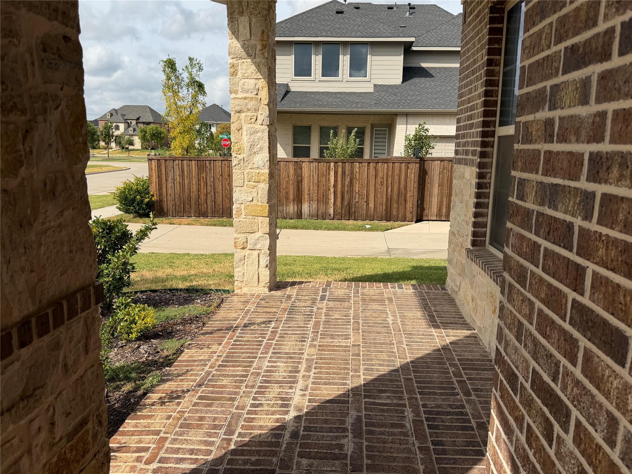 main property photo 4