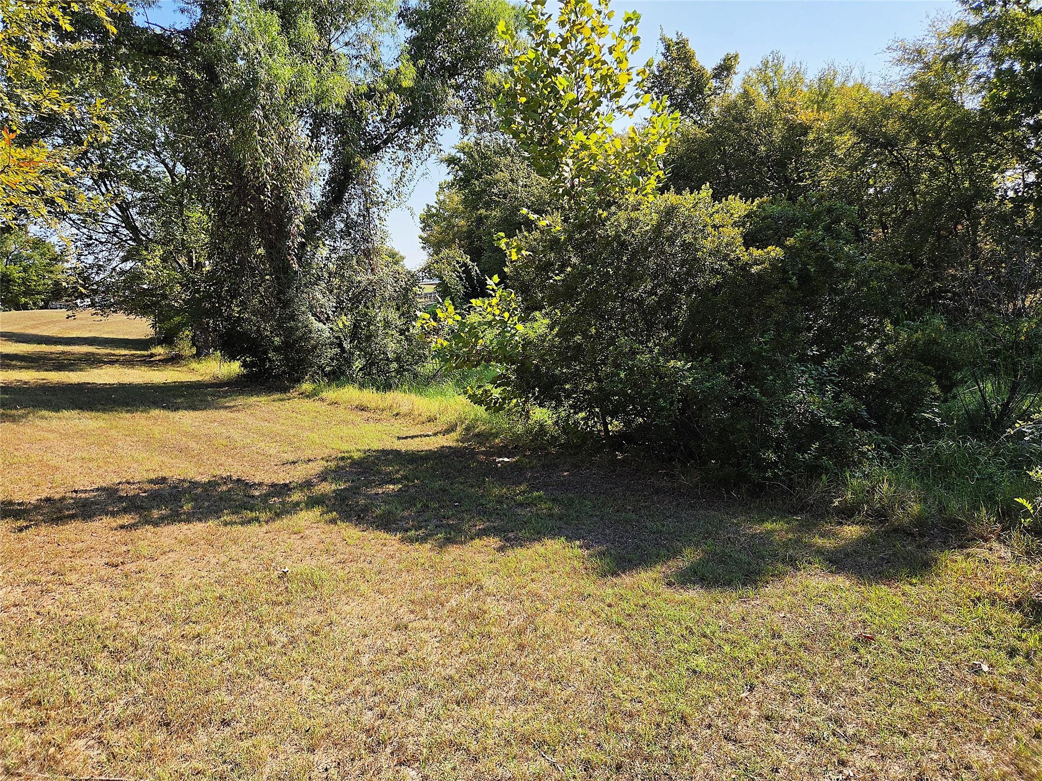 main property photo 19