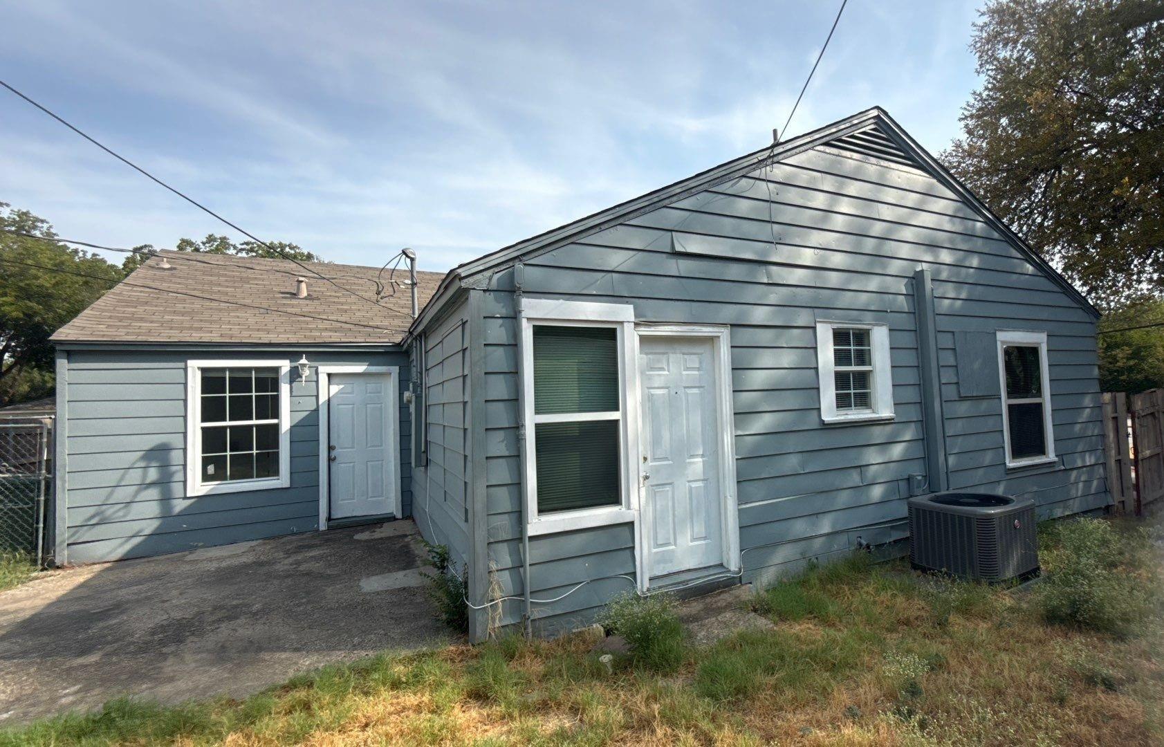 main property photo 14
