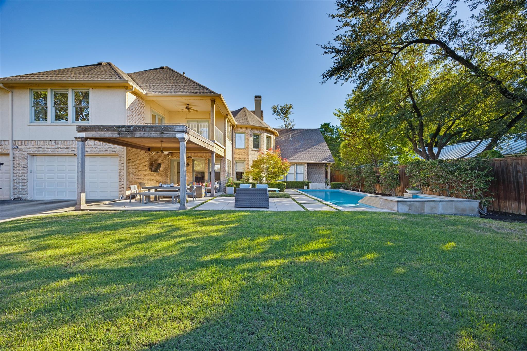 main property photo 39