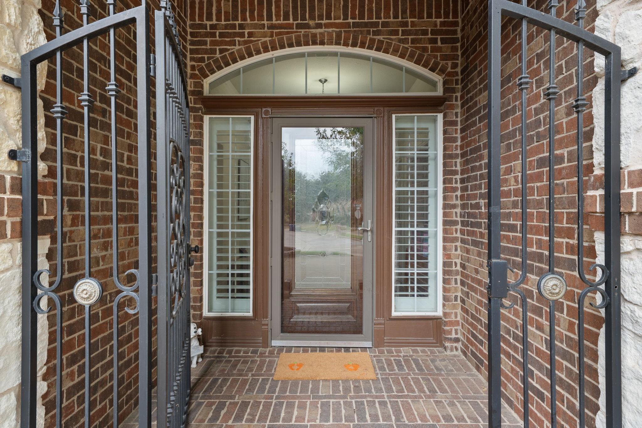 main property photo 7