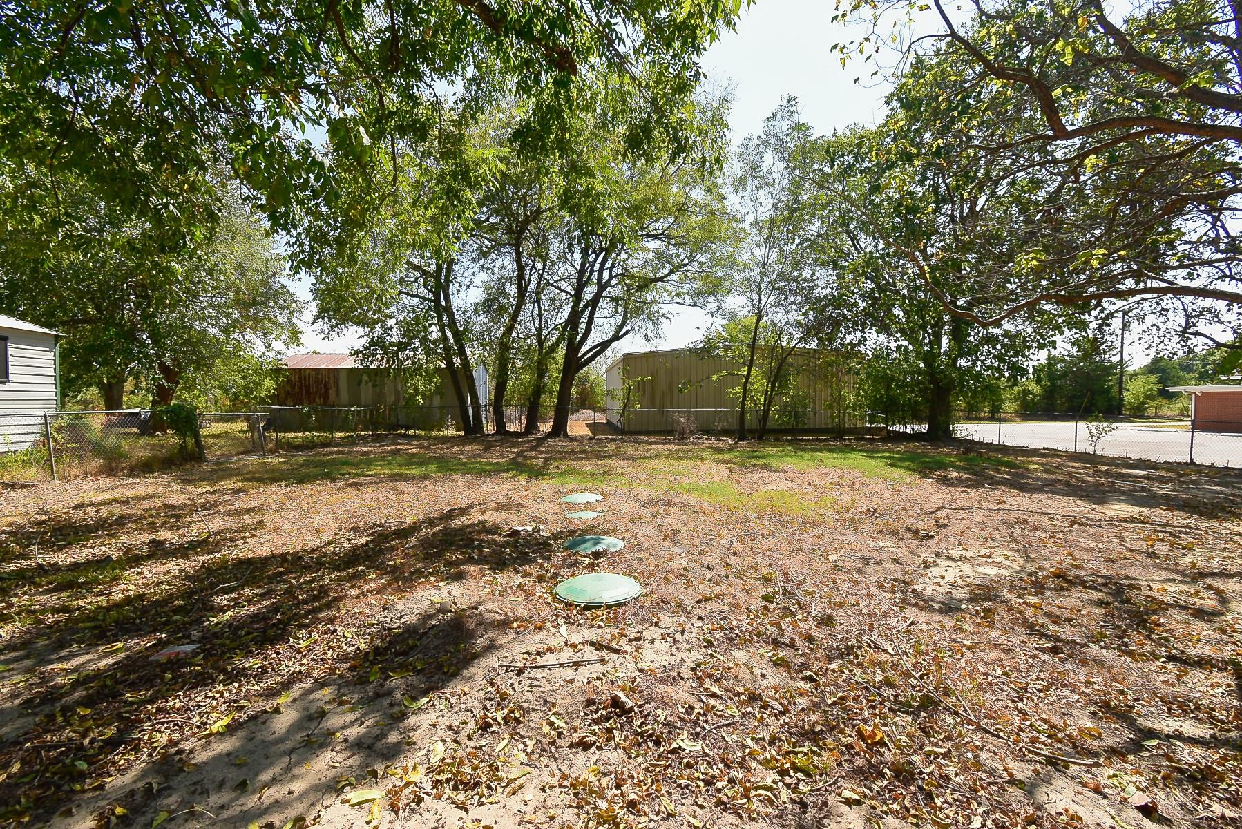 main property photo 31