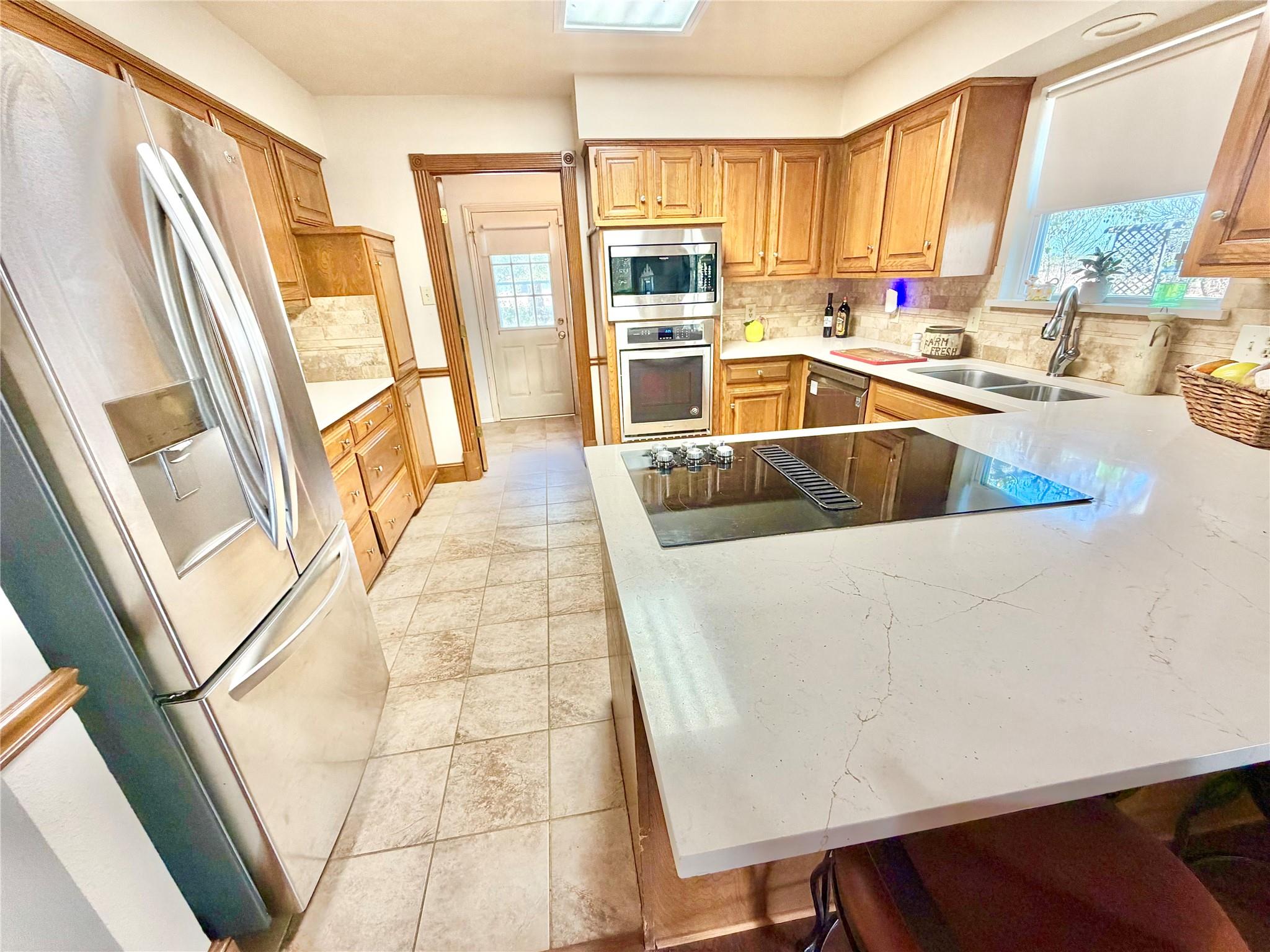 main property photo 18