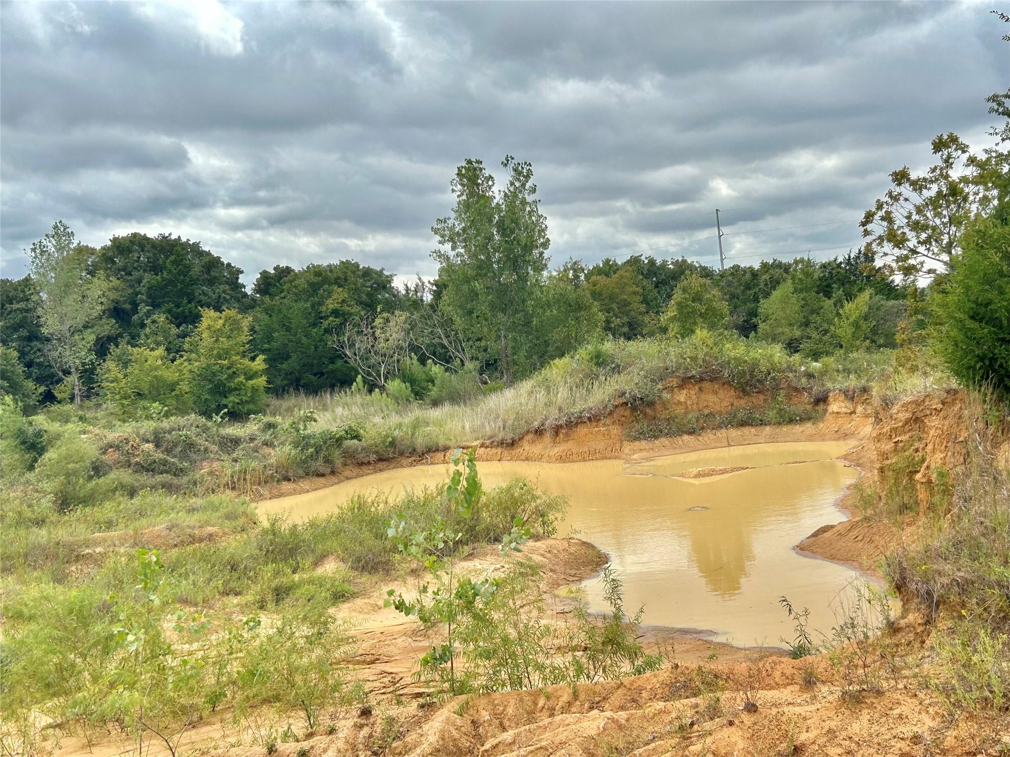 main property photo 25