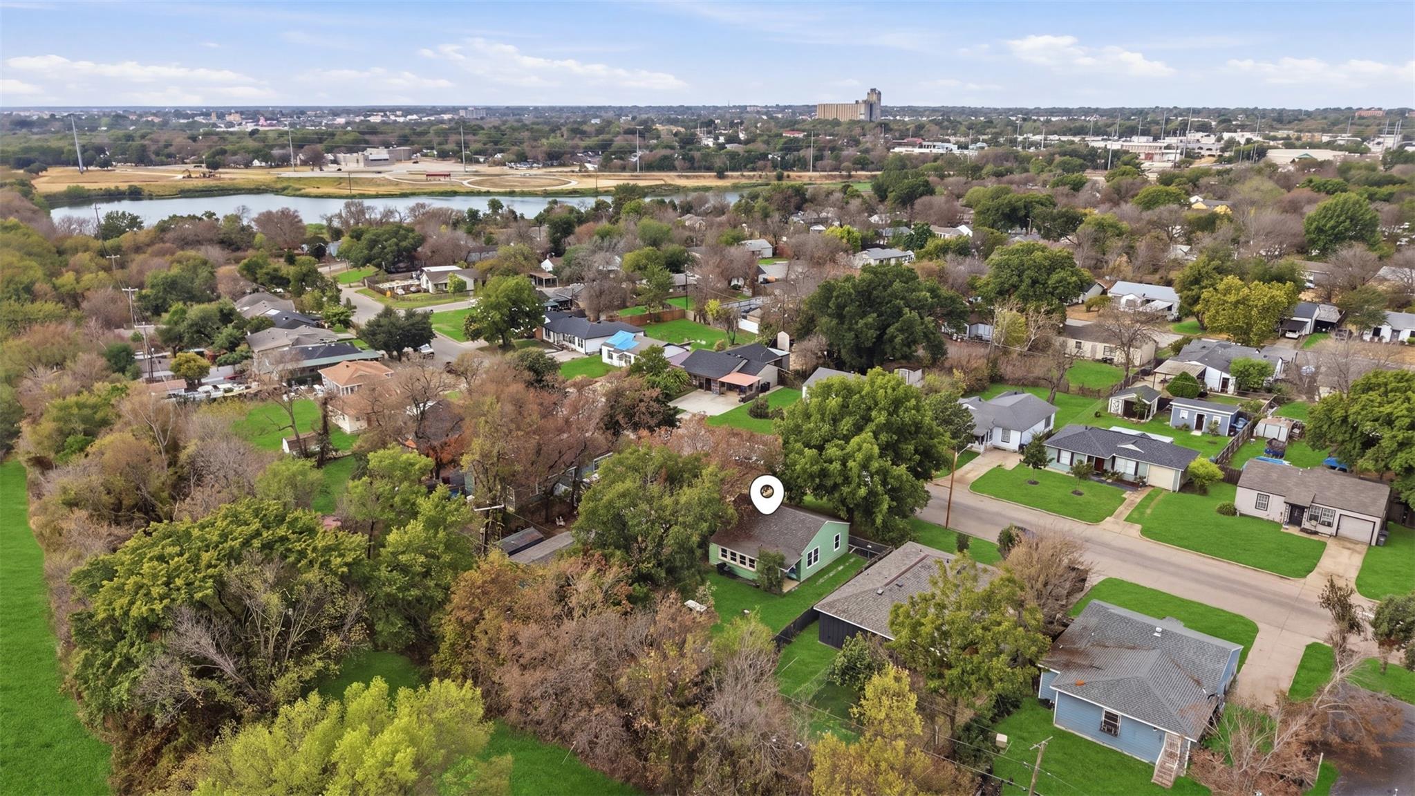 main property photo 21