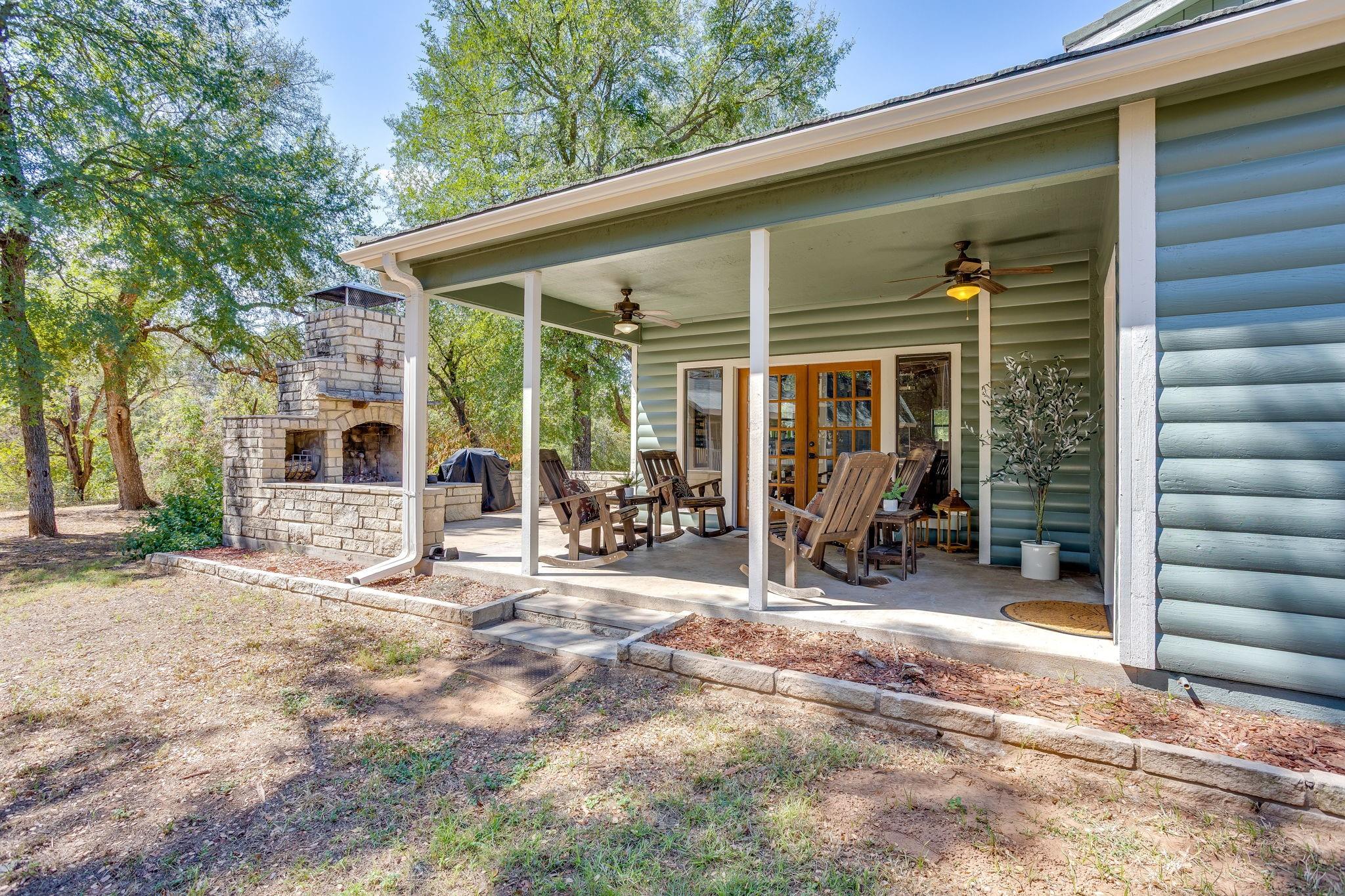 main property photo 10
