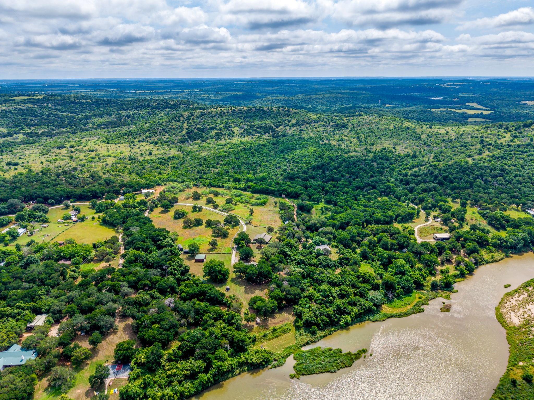 main property photo 34