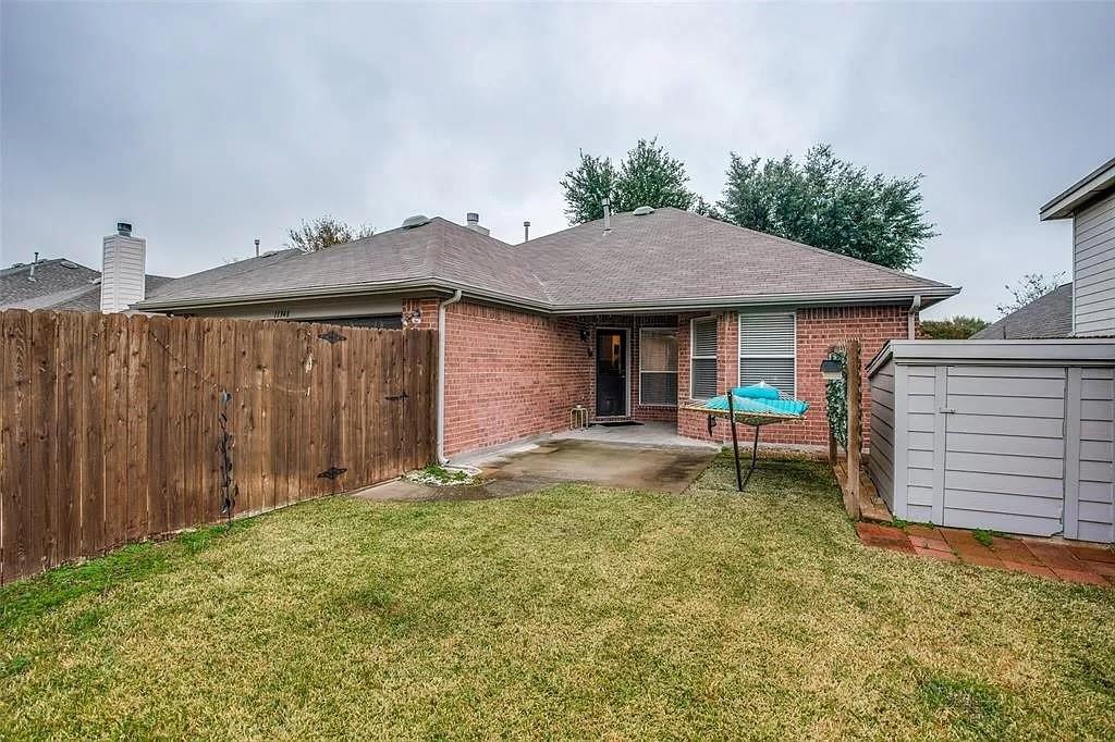 main property photo 23