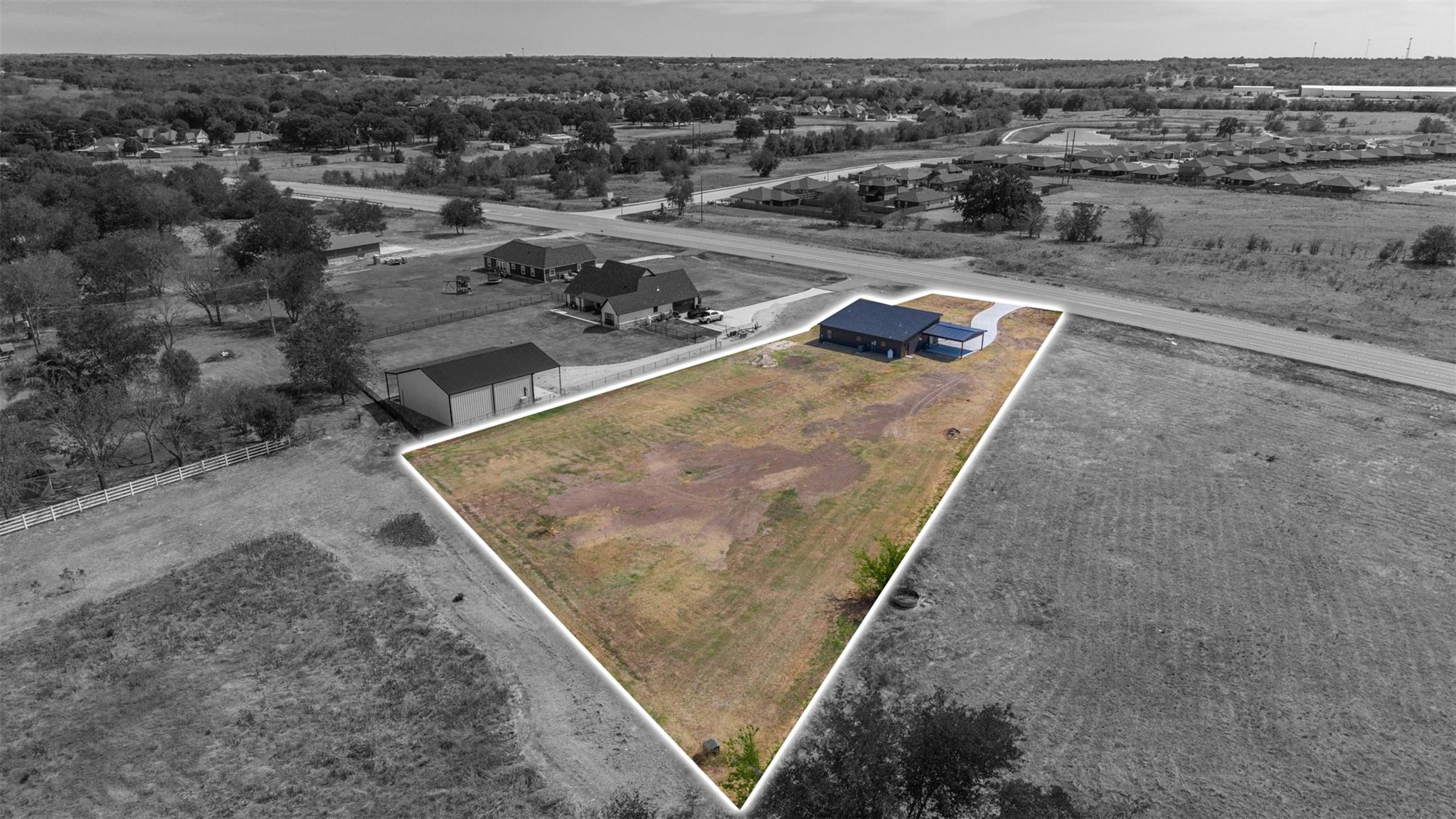 main property photo 31