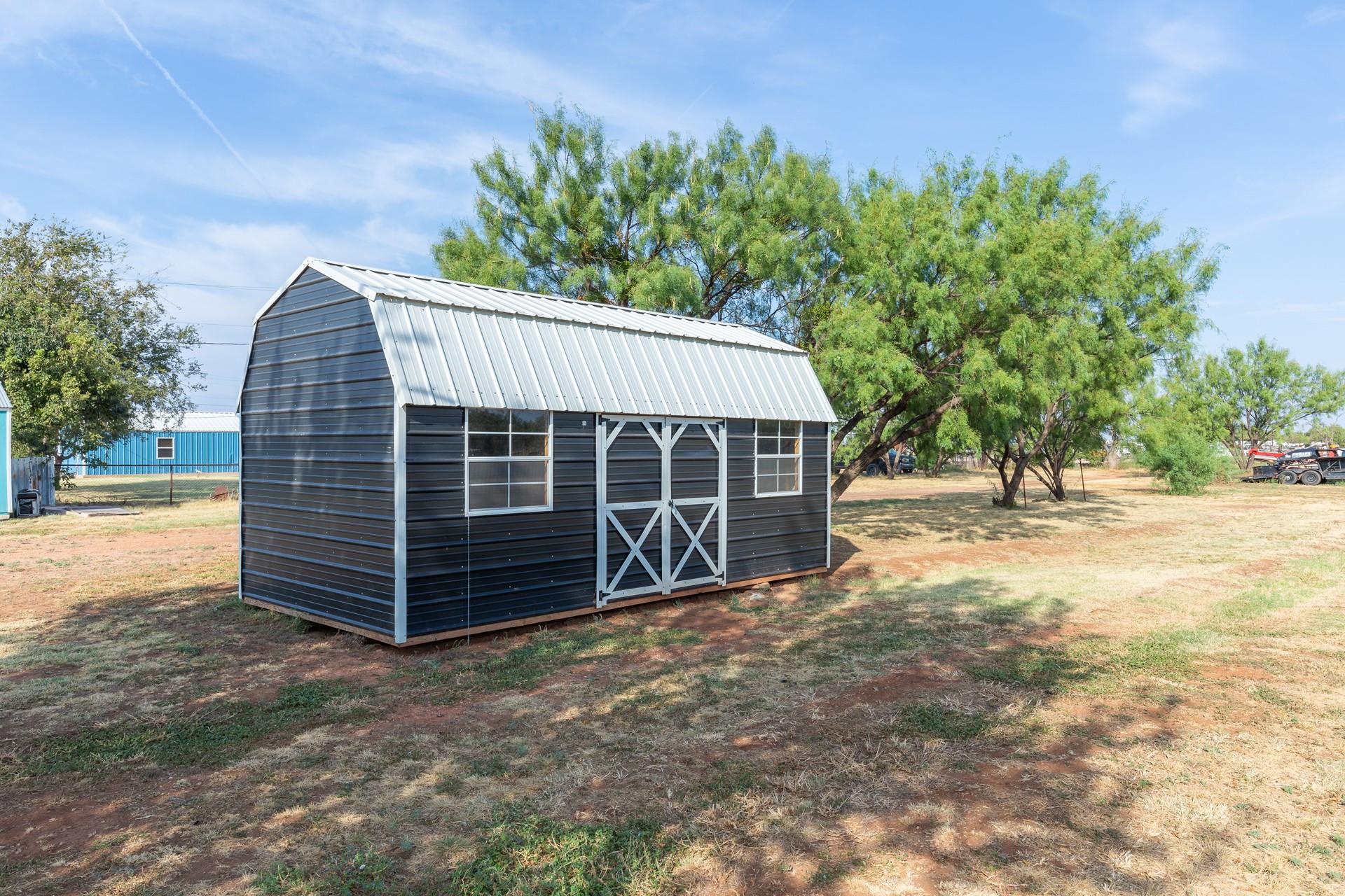 main property photo 24