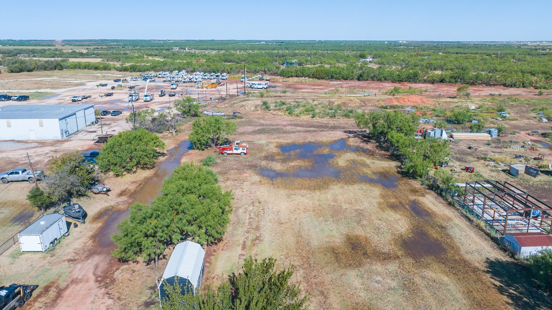 main property photo 30