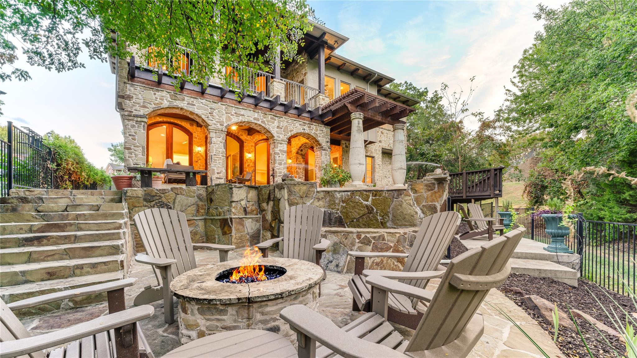 main property photo 31