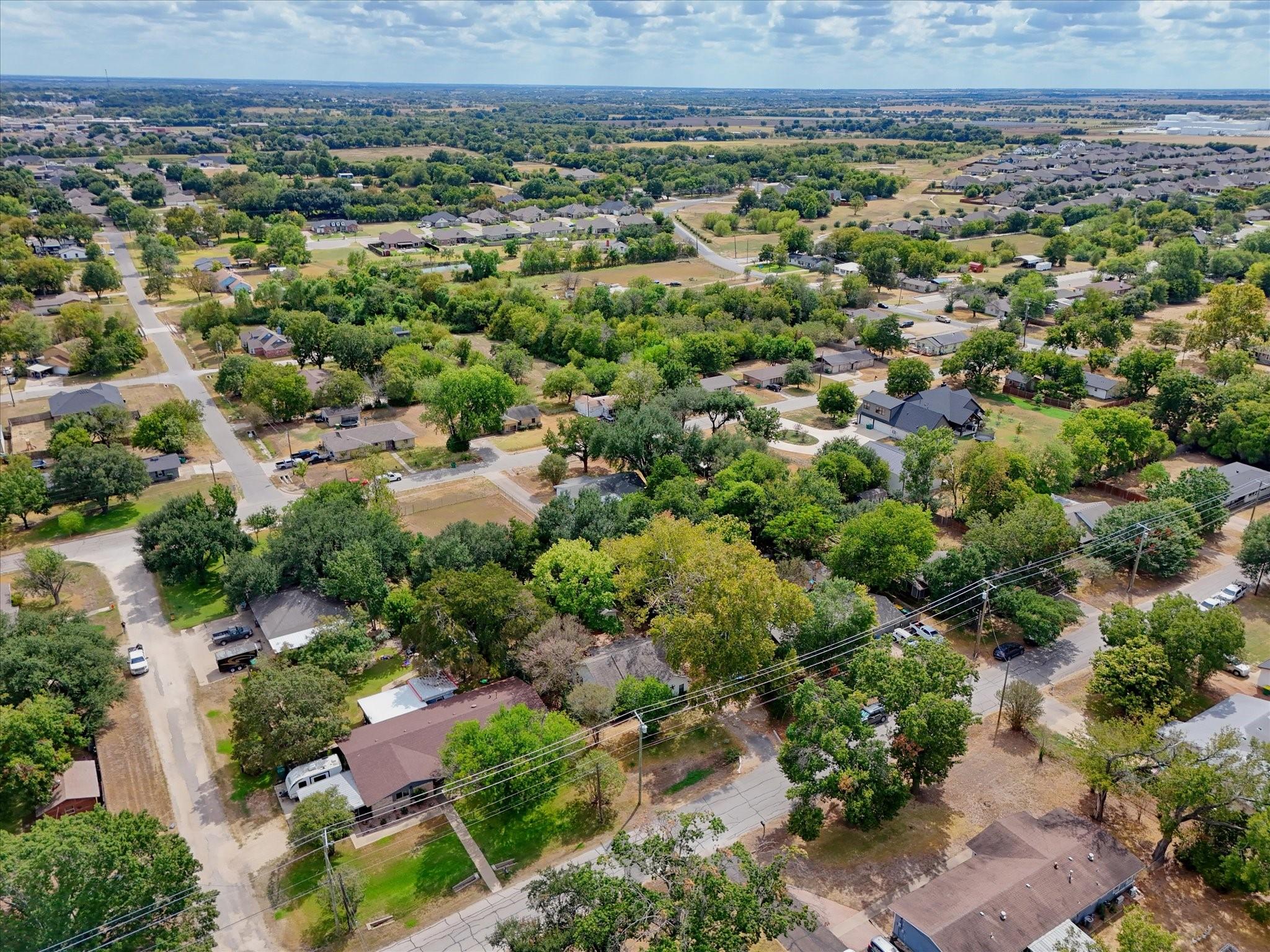 main property photo 27