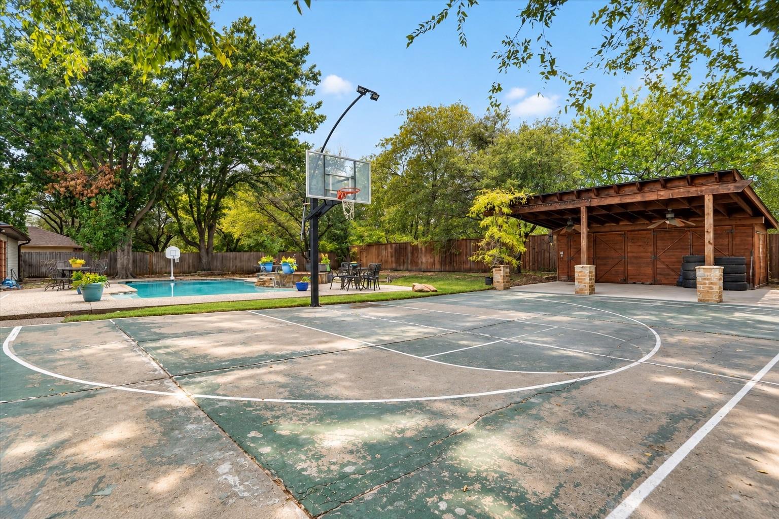 main property photo 33