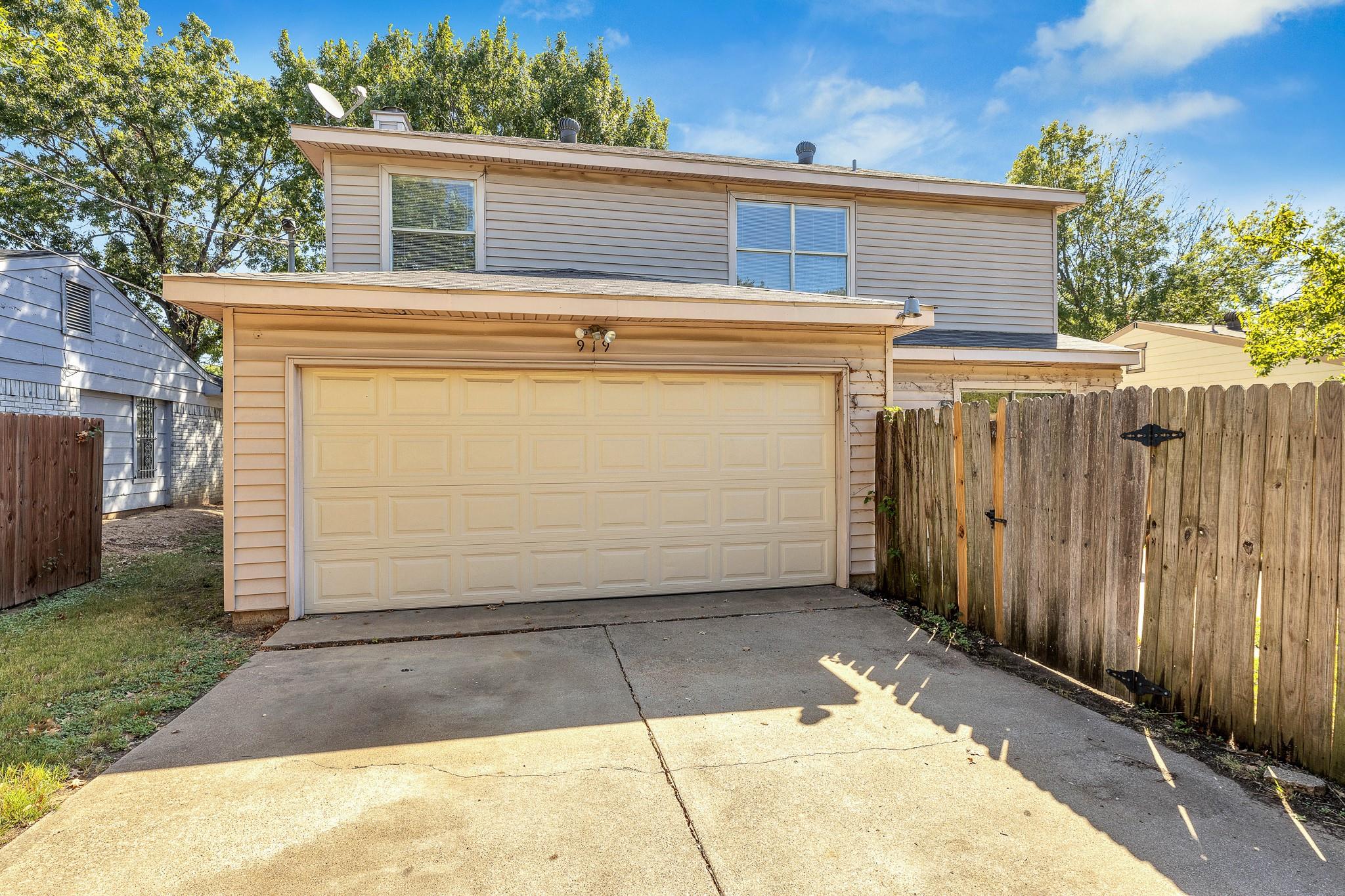main property photo 19