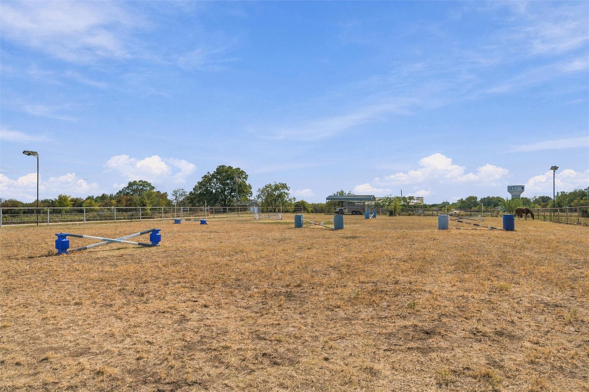 main property photo 22
