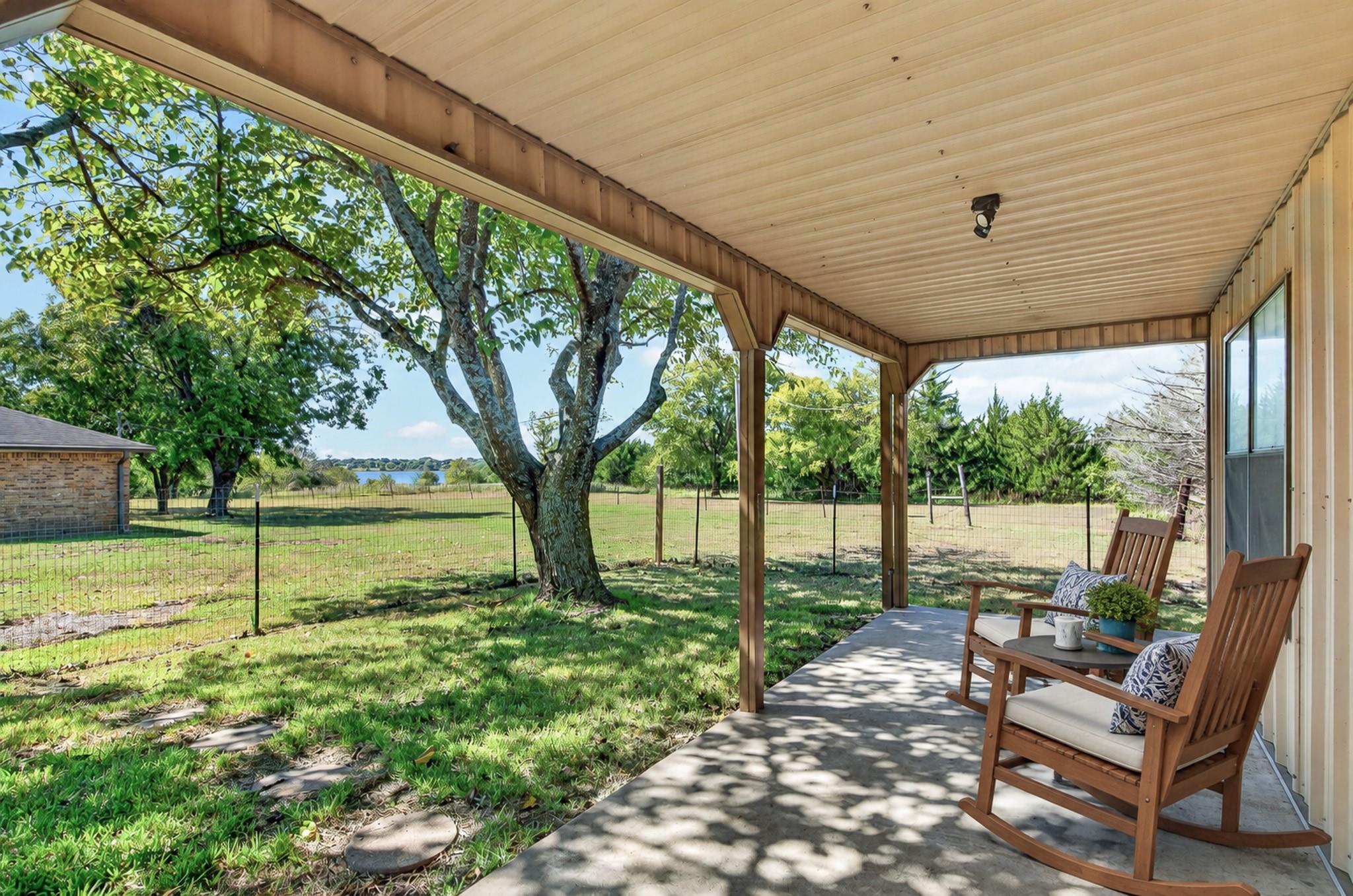 main property photo 34