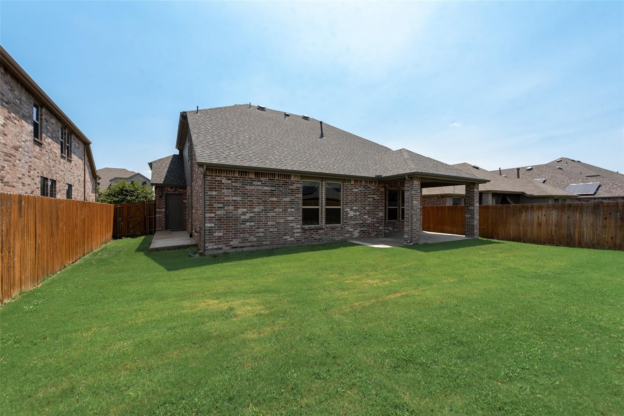 main property photo 26