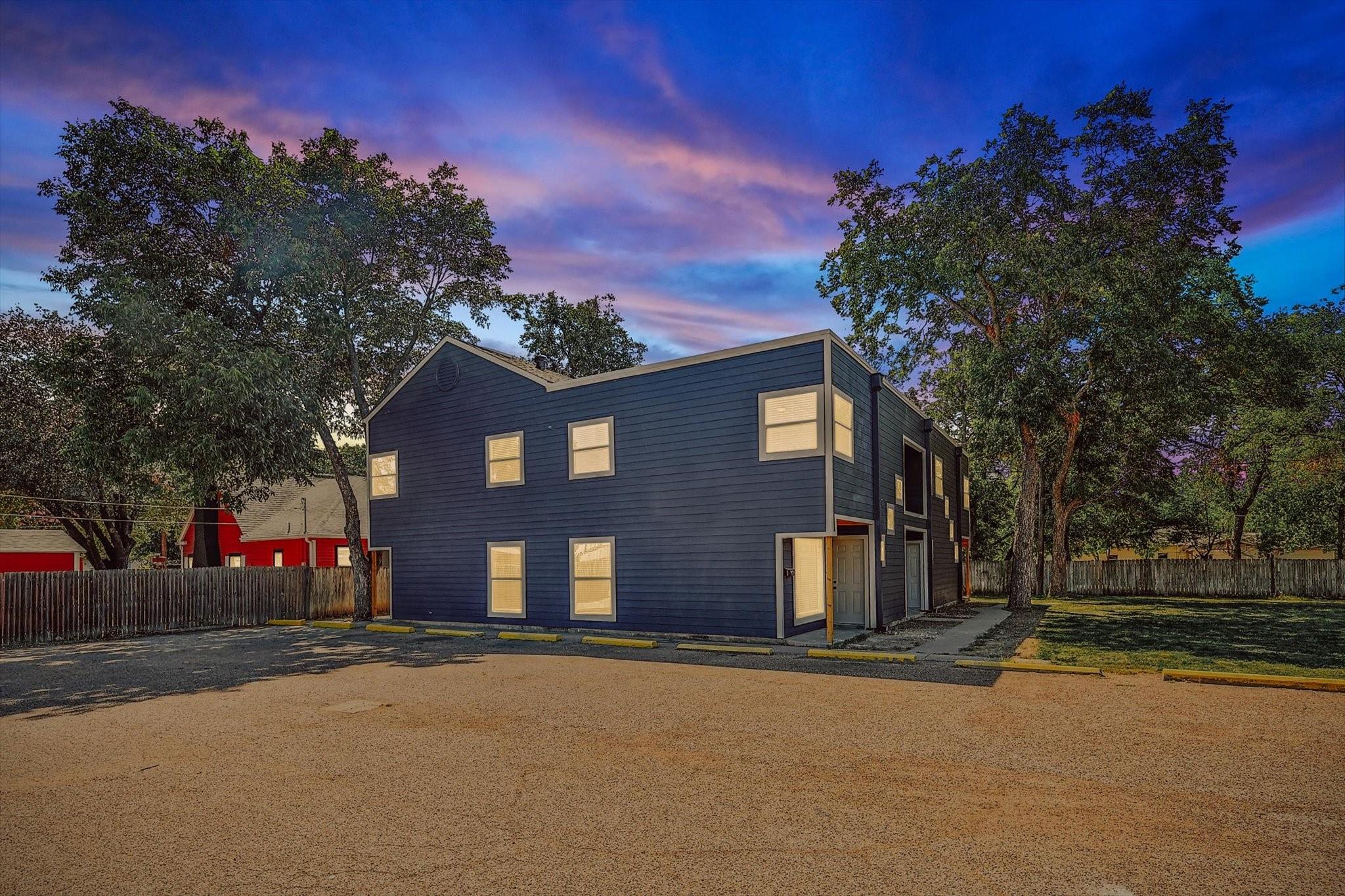 main property photo 13