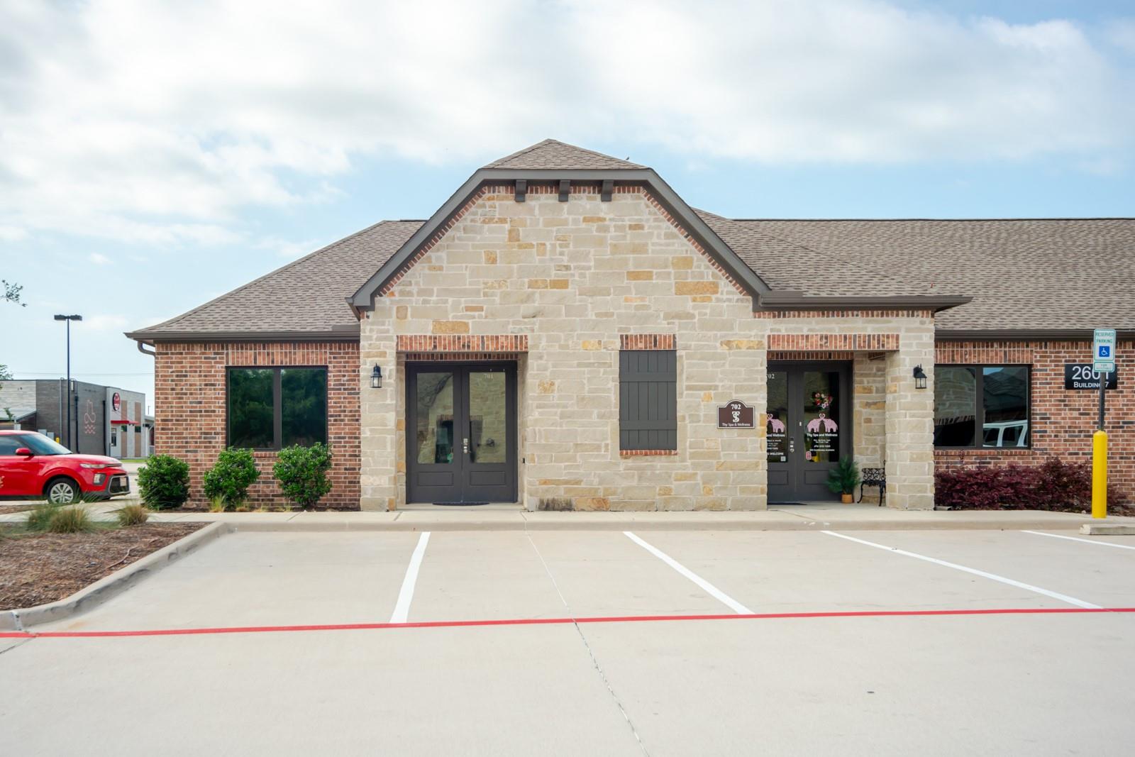 main property photo 3