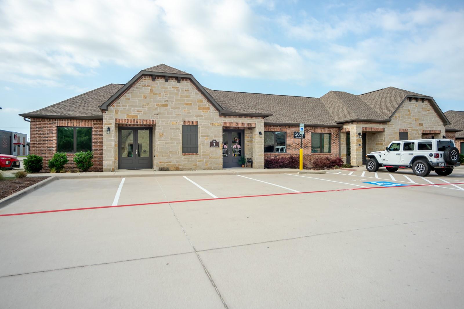 main property photo 4