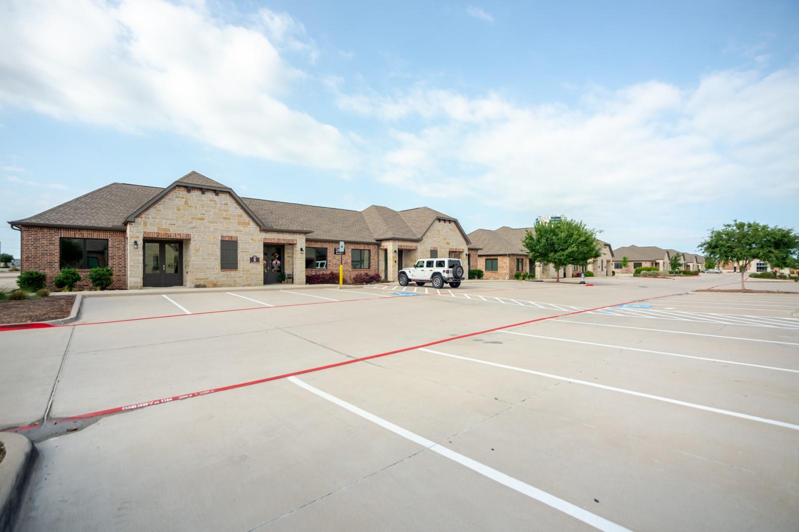 main property photo 6