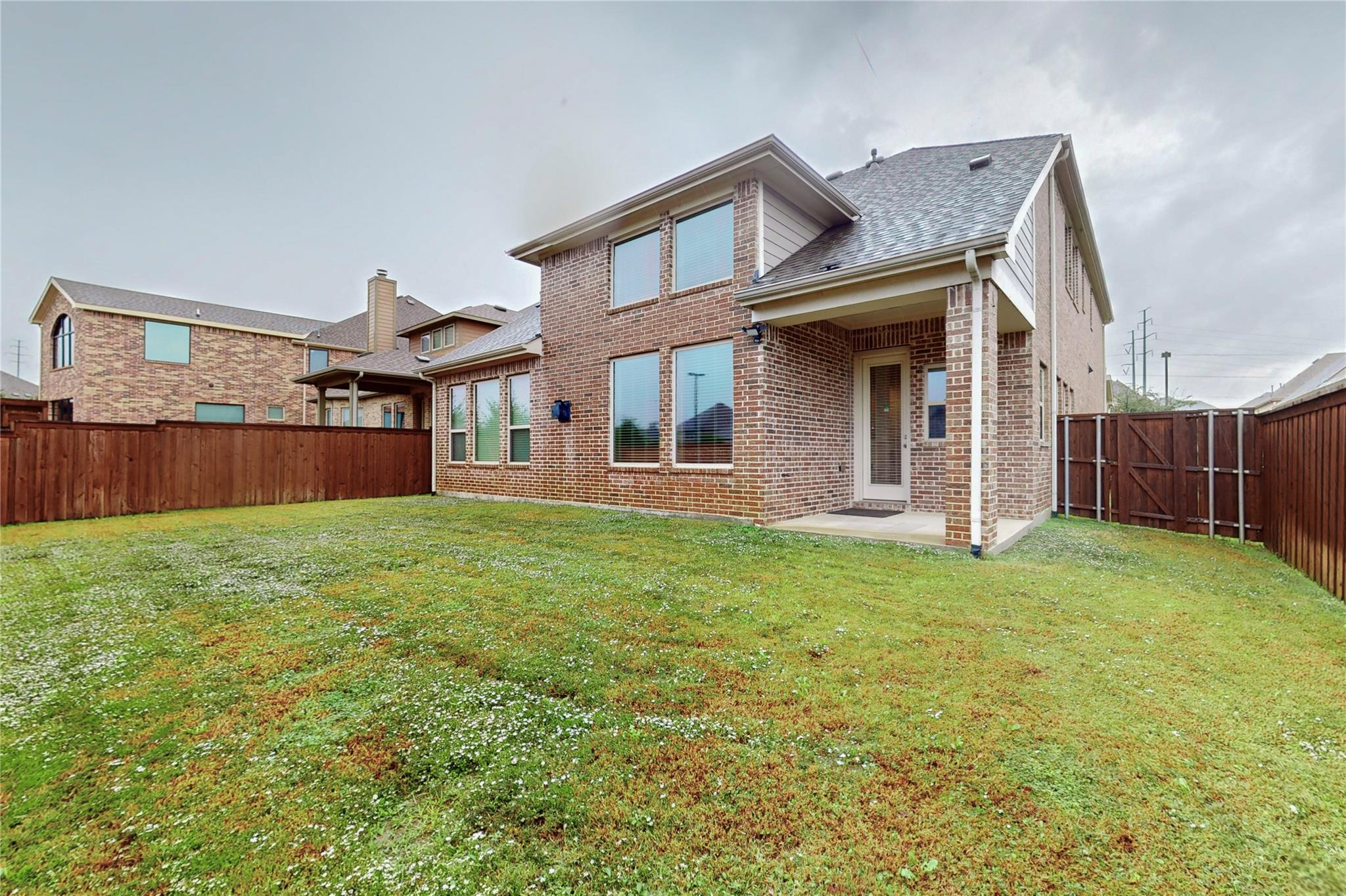 main property photo 35