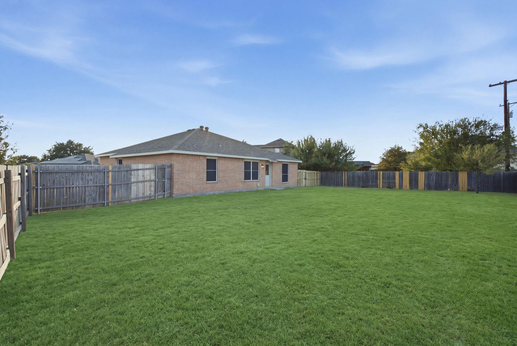 main property photo 30
