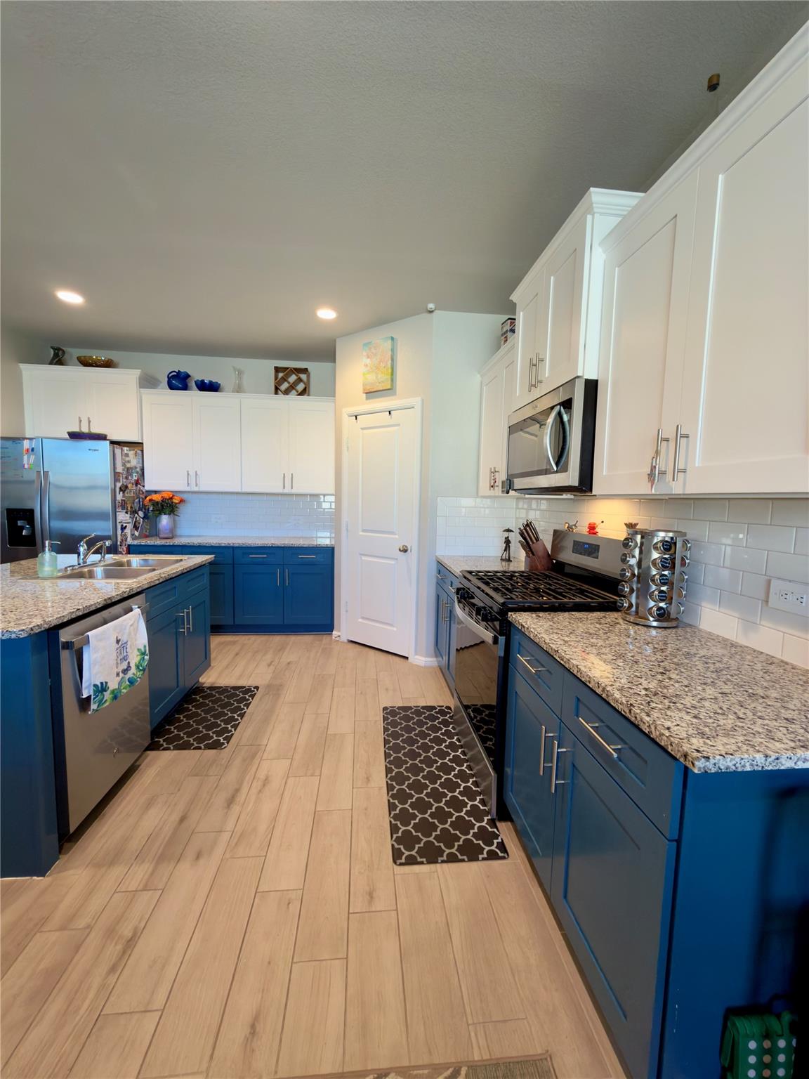 main property photo 7