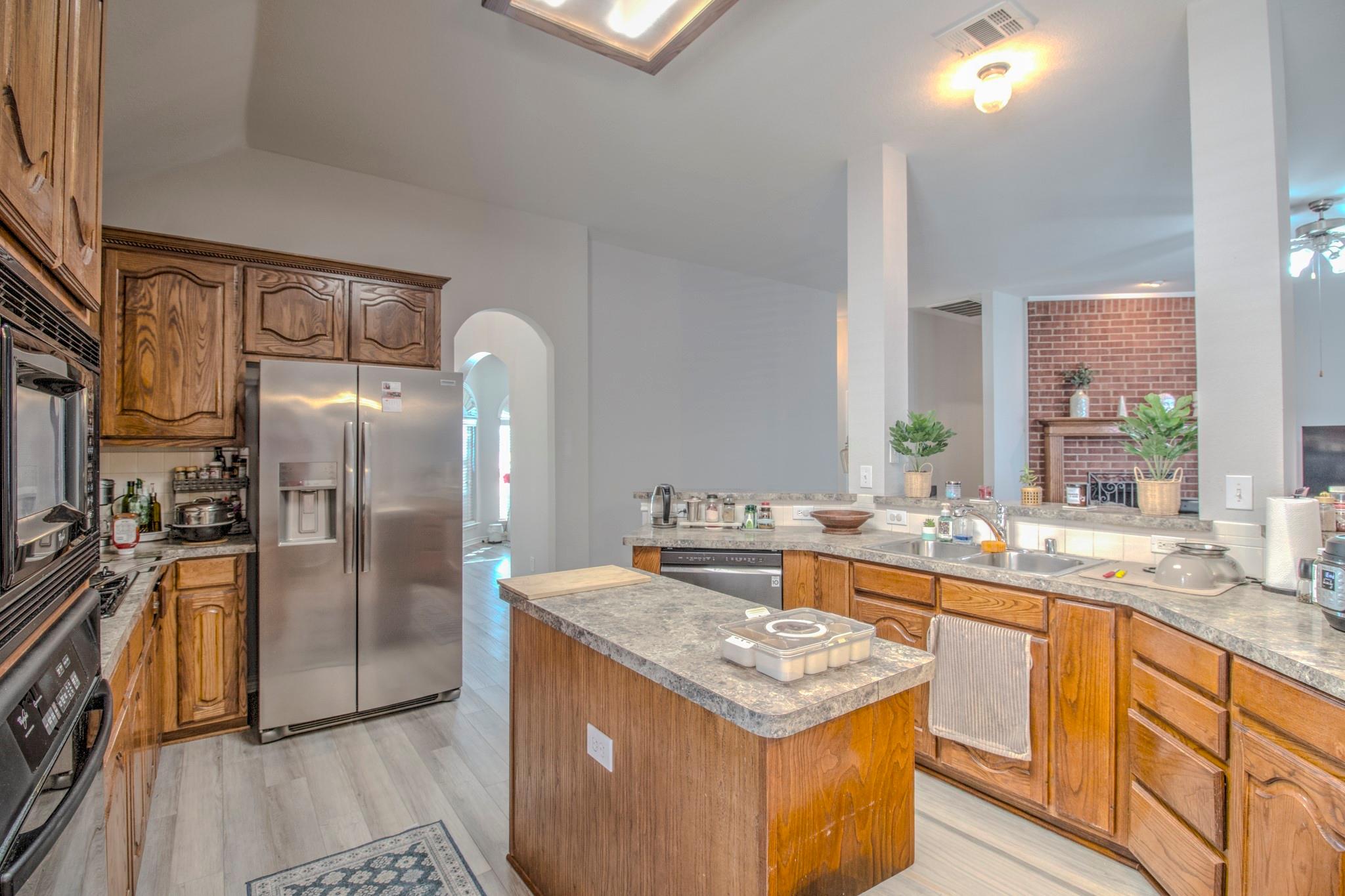 main property photo 15