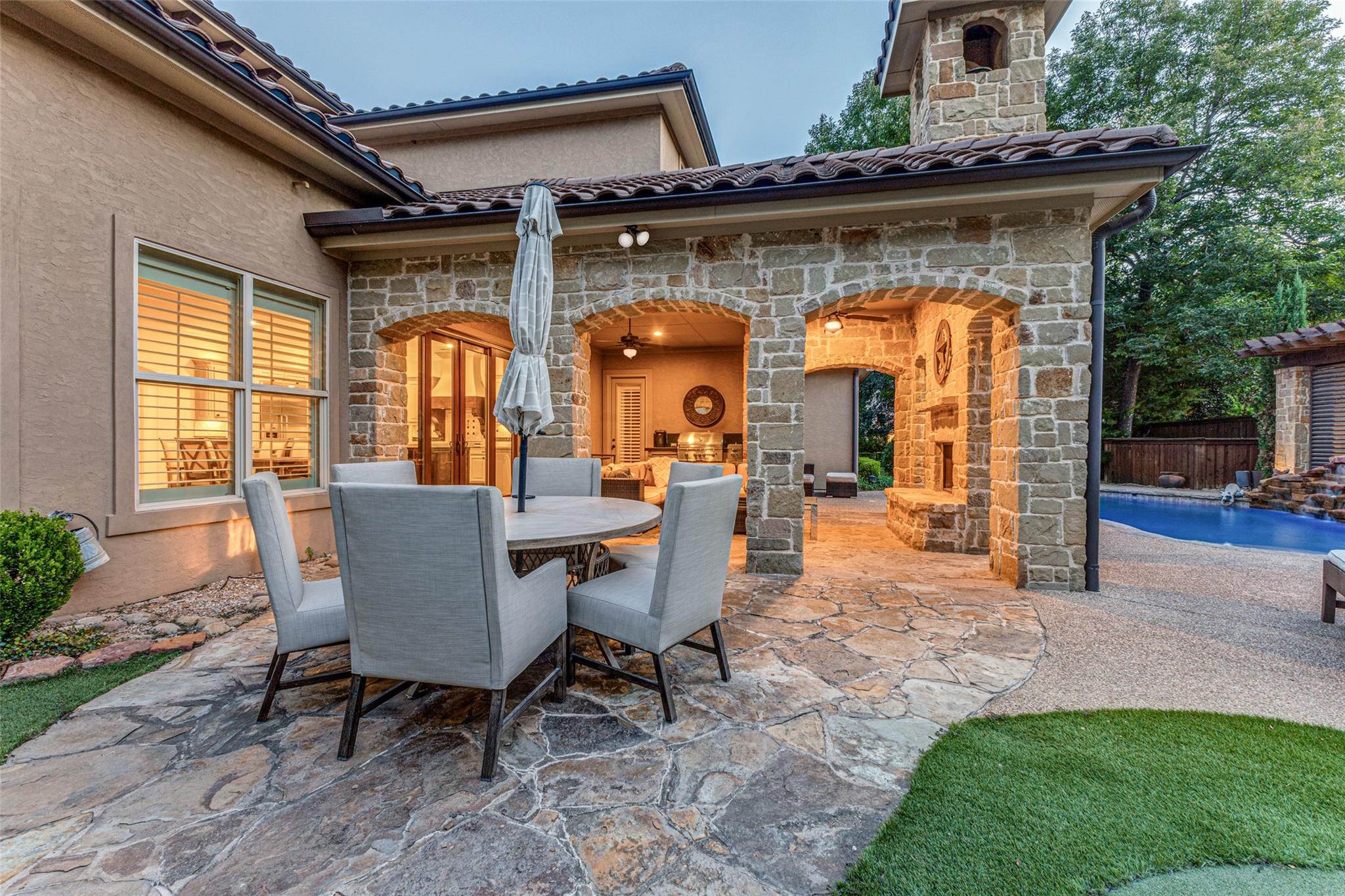 main property photo 29
