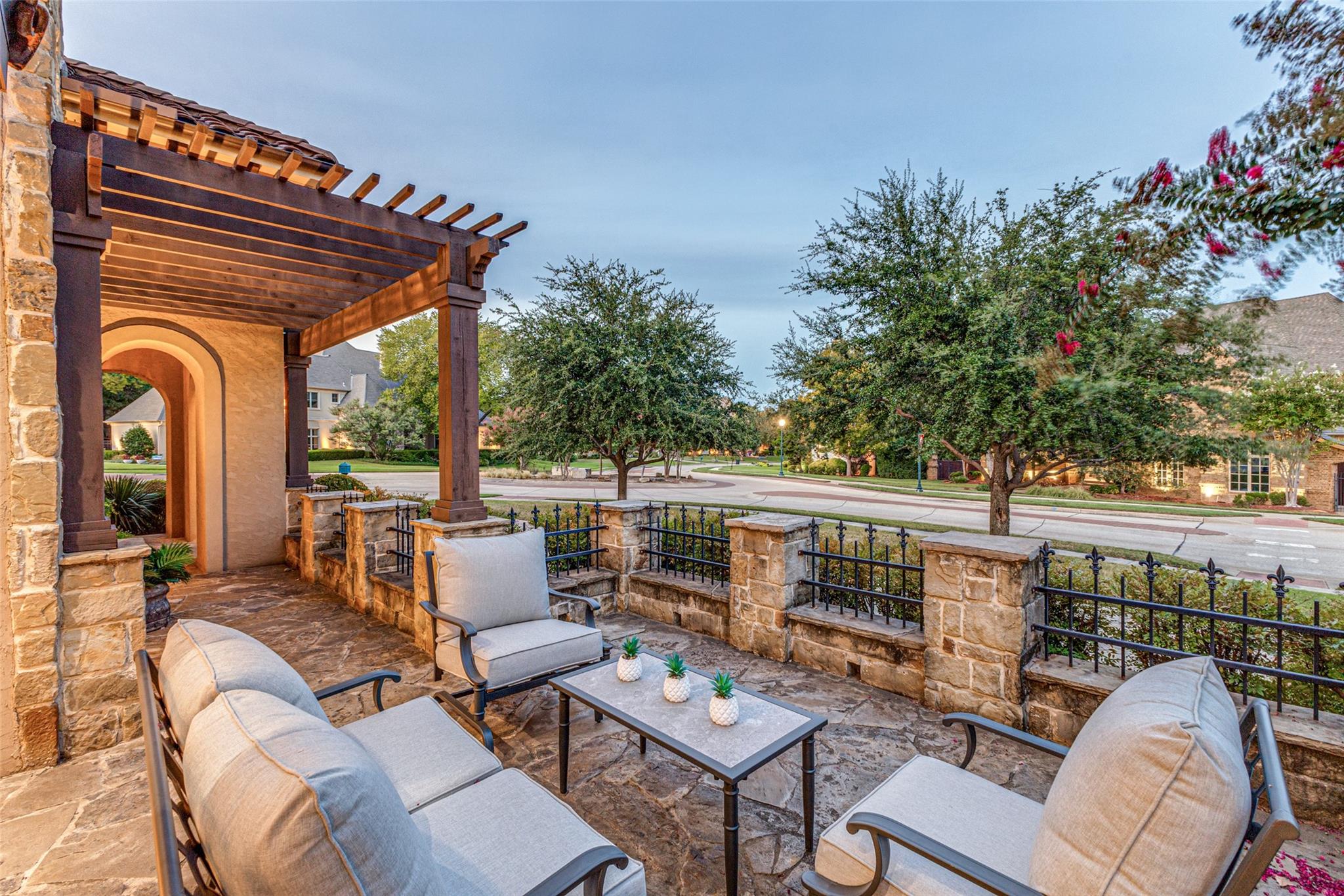 main property photo 32