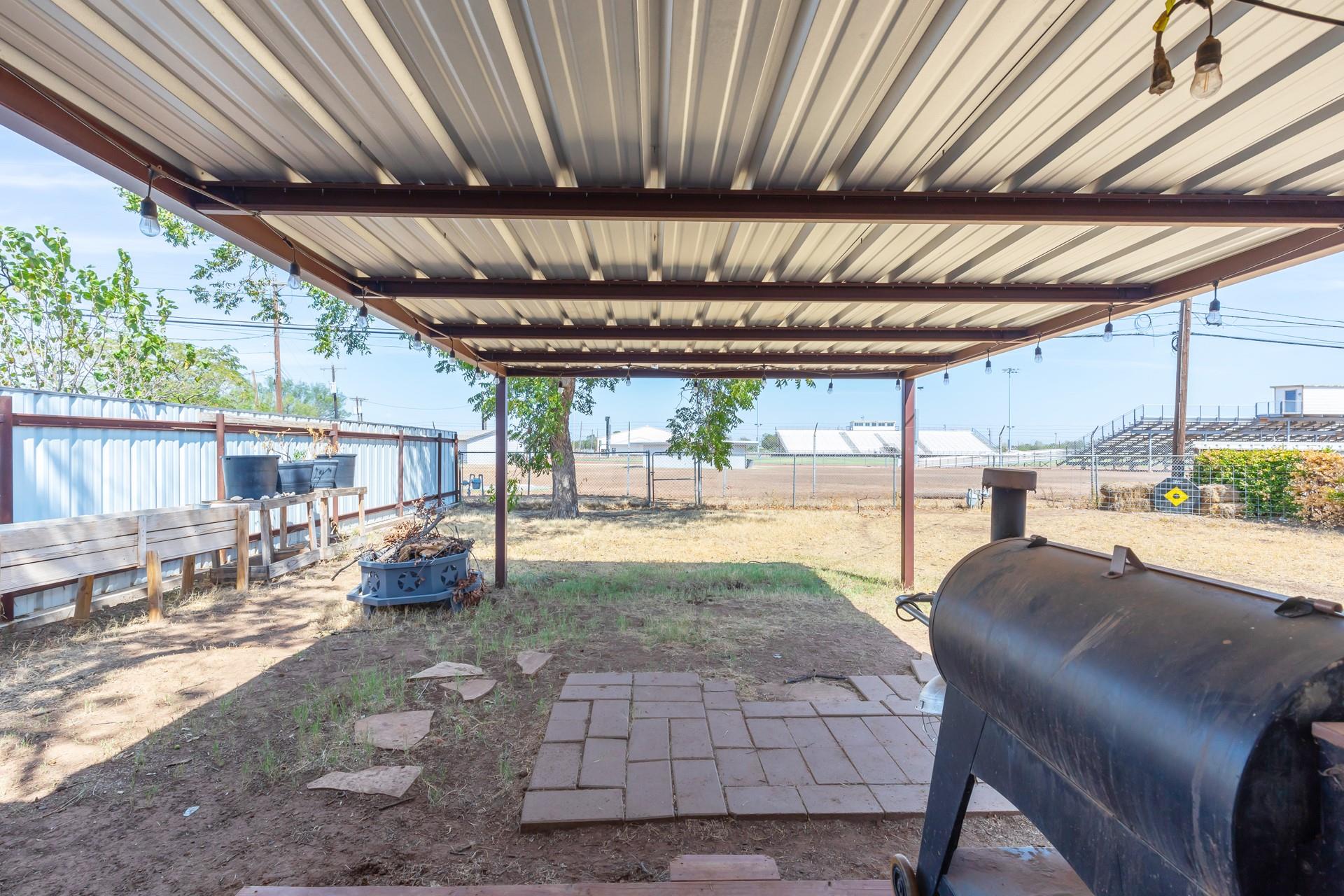 main property photo 26