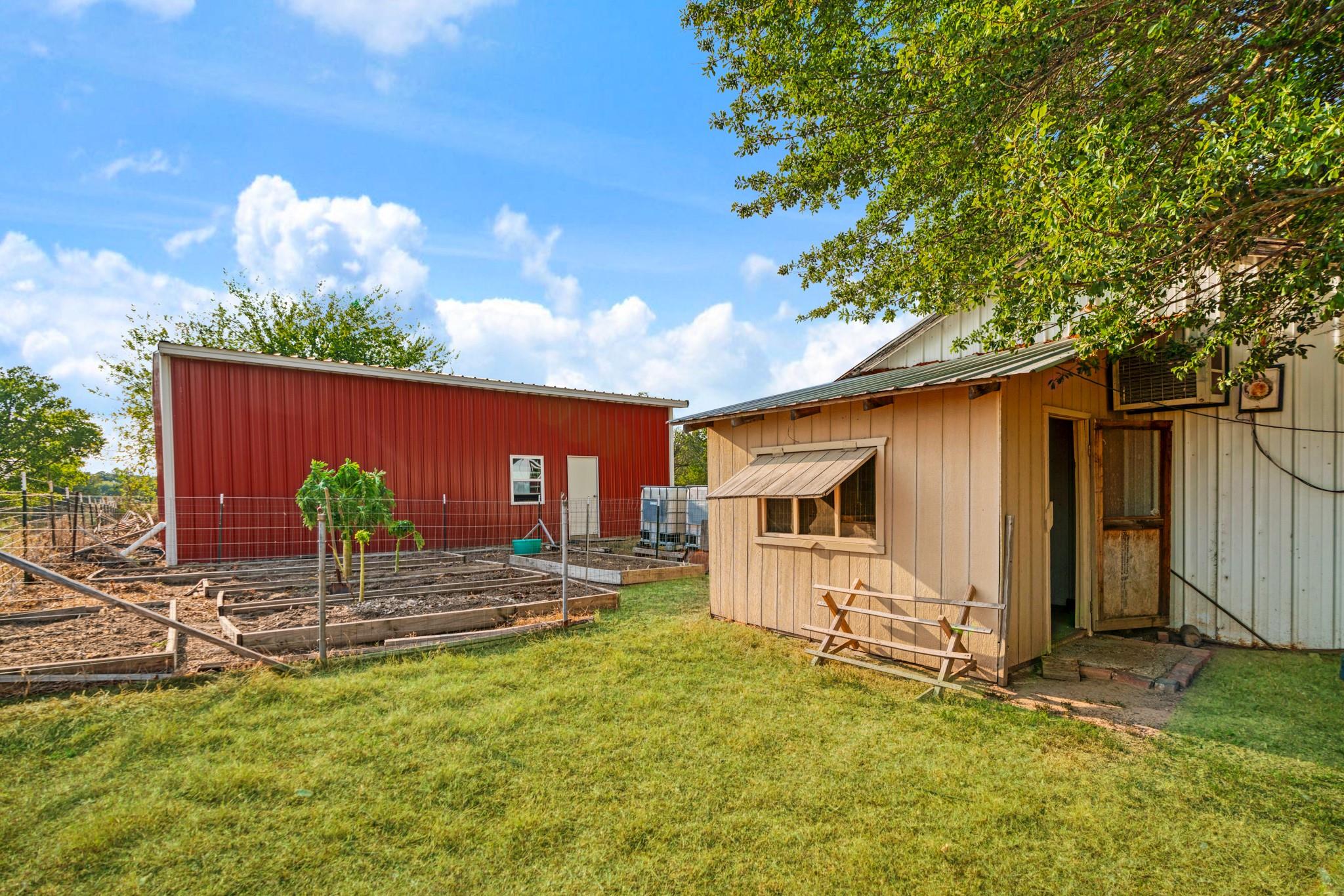 main property photo 20