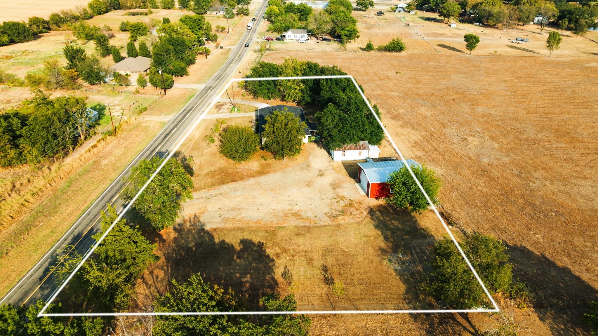 main property photo 33