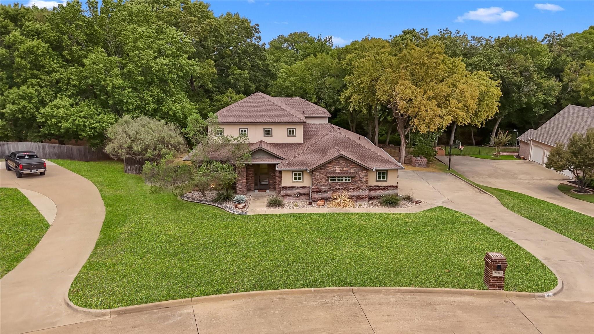 main property photo 25