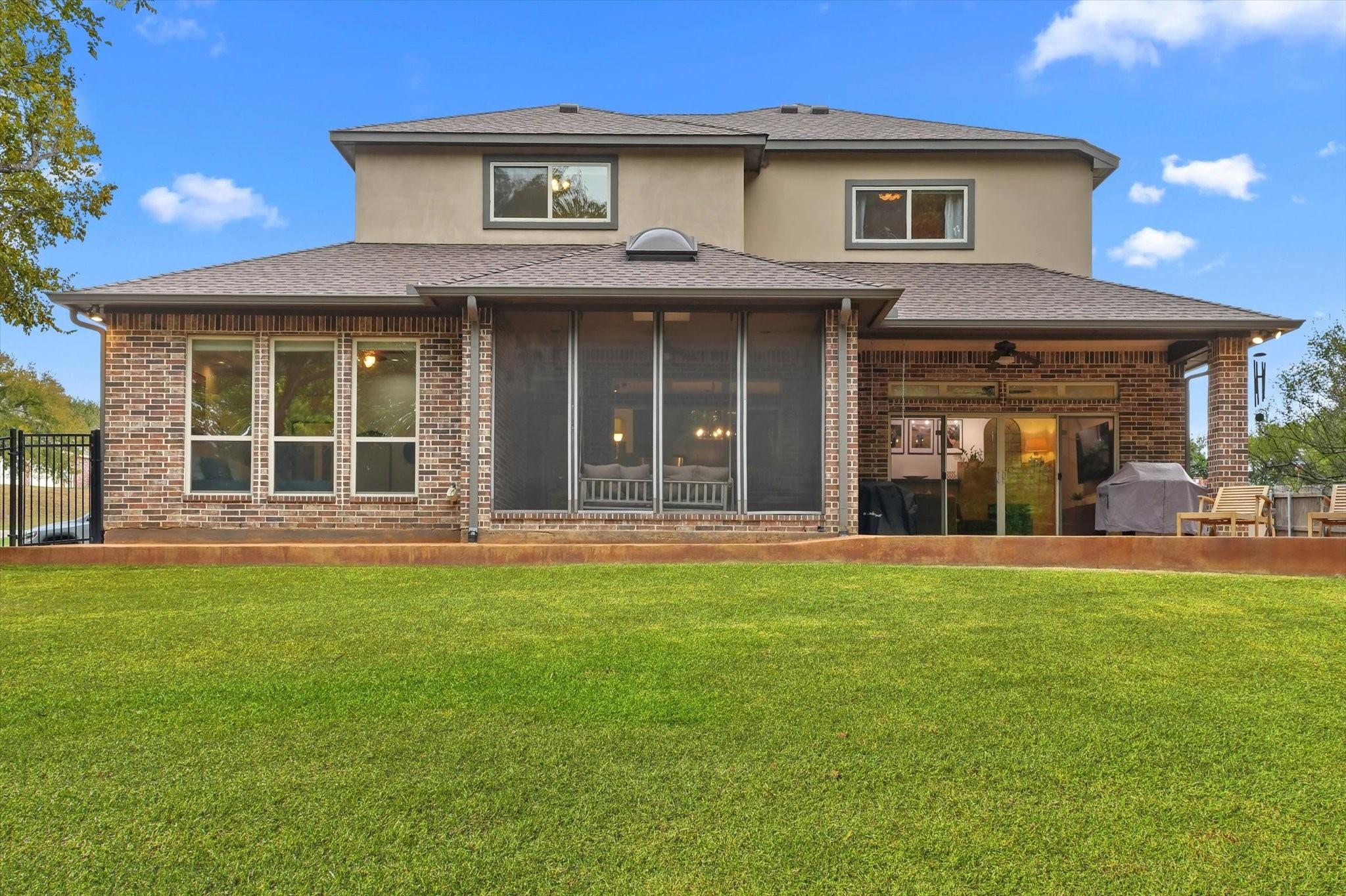main property photo 30
