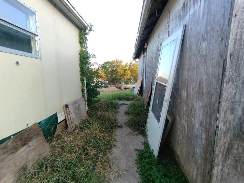 main property photo 20