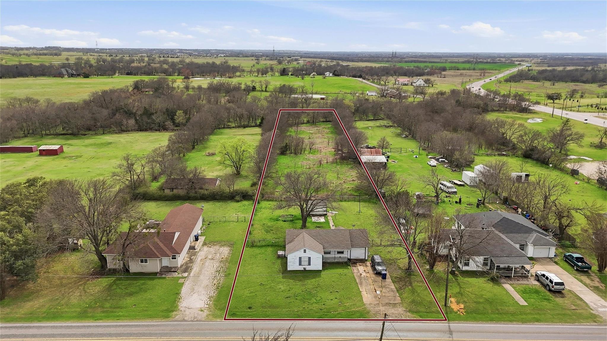 main property photo 2