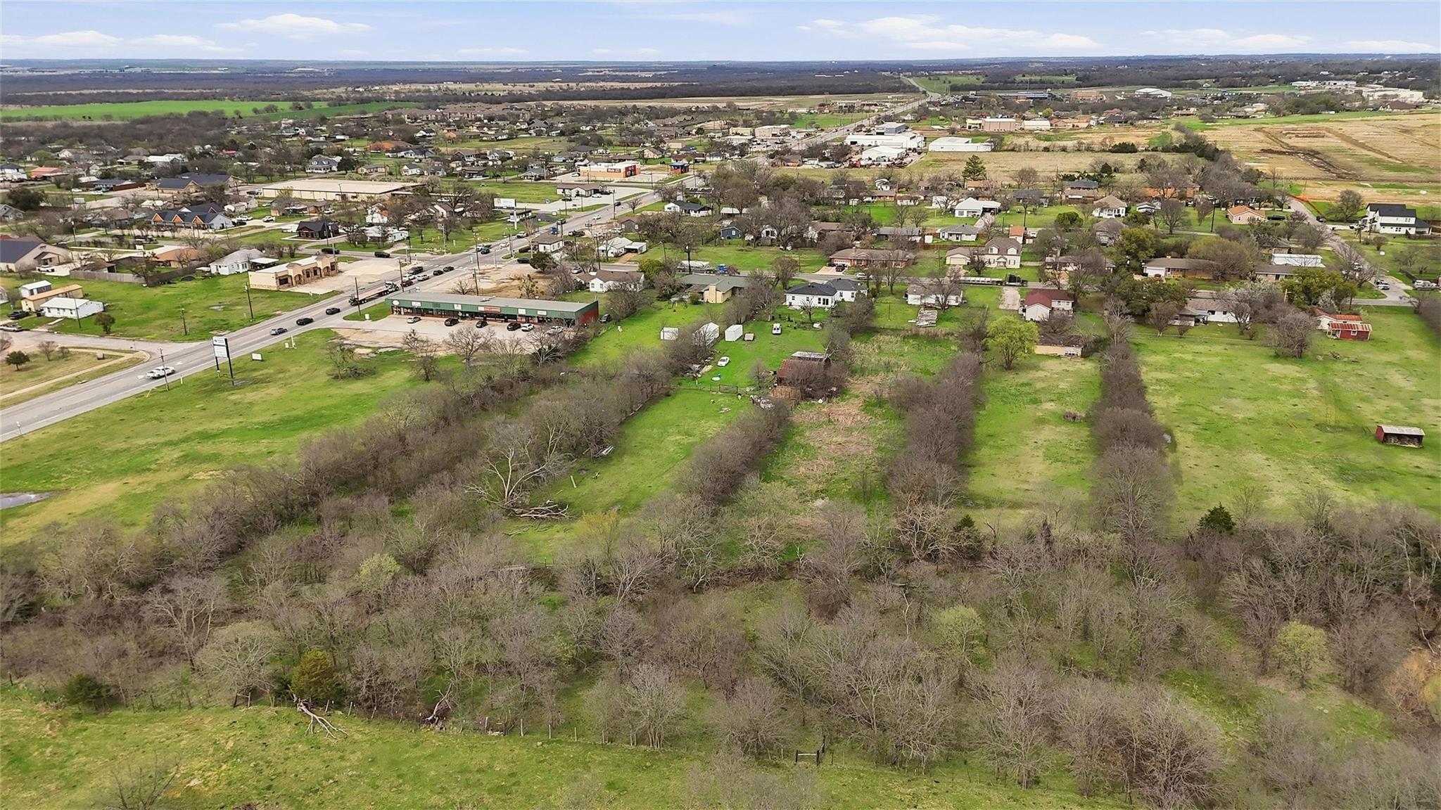 main property photo 27