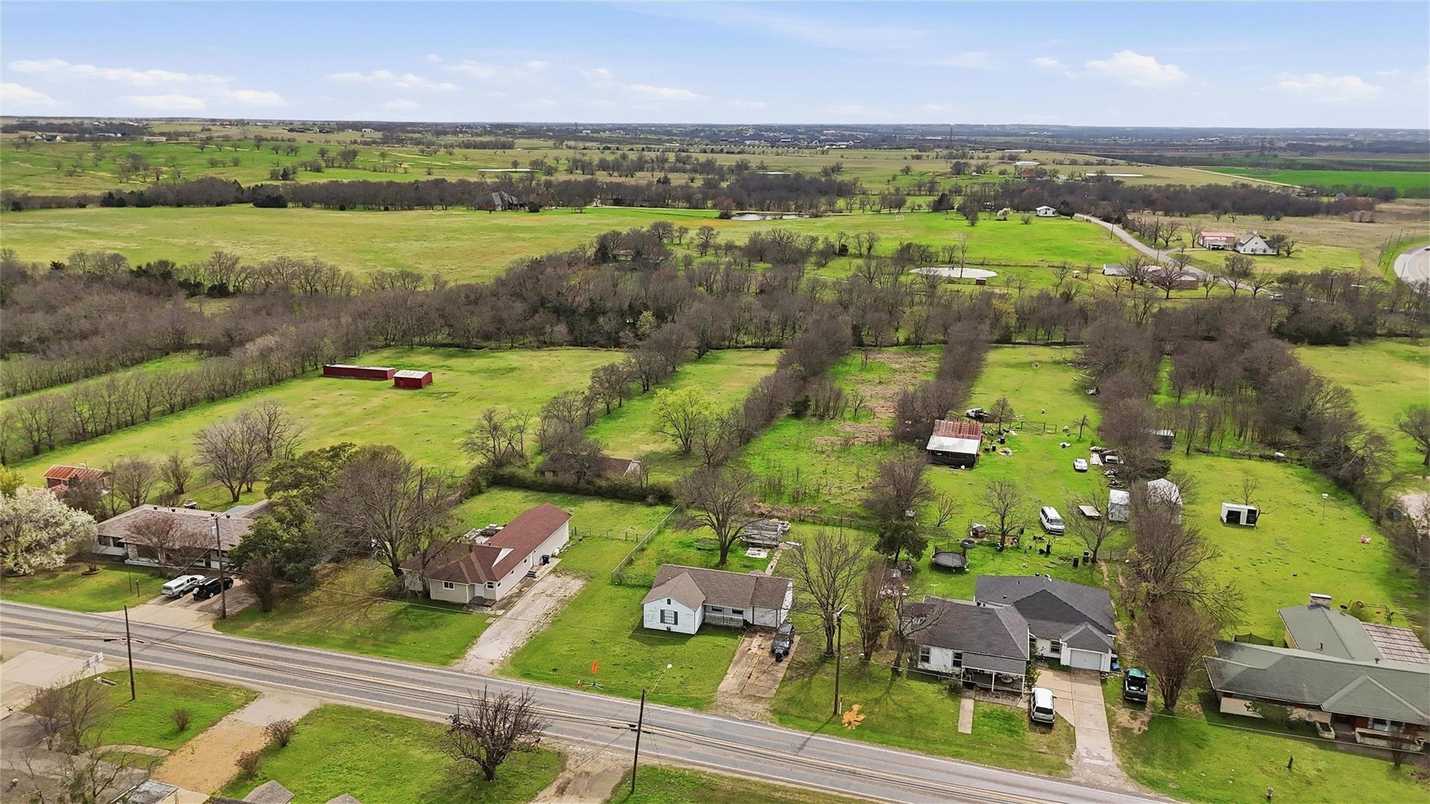 main property photo 7